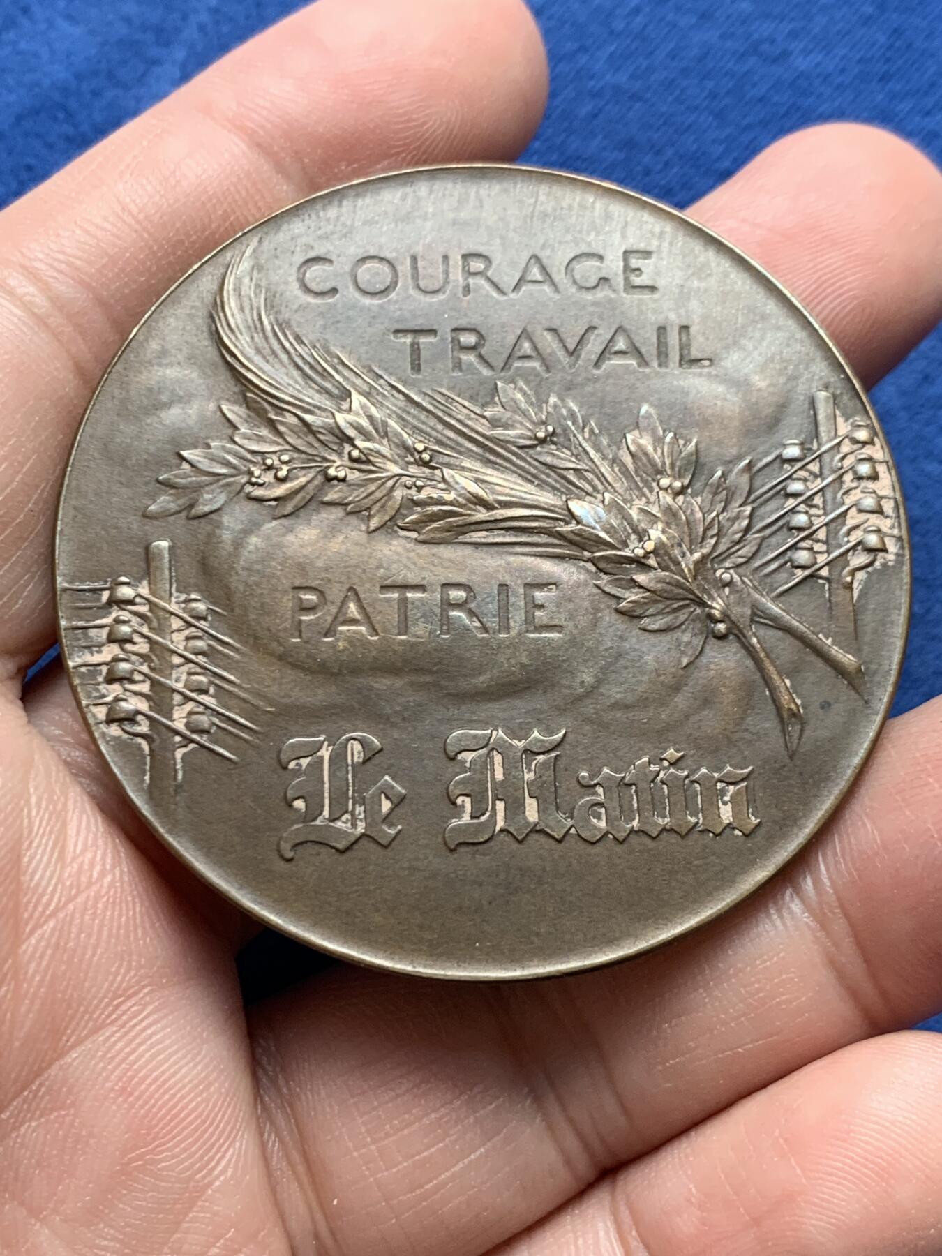 《竞宝斋》第434场 周日，周一2场连拍 （全场包邮） 法兰西《晨报》颁发纪念铜章 63.45克 51.2mm 丰饶角铜标