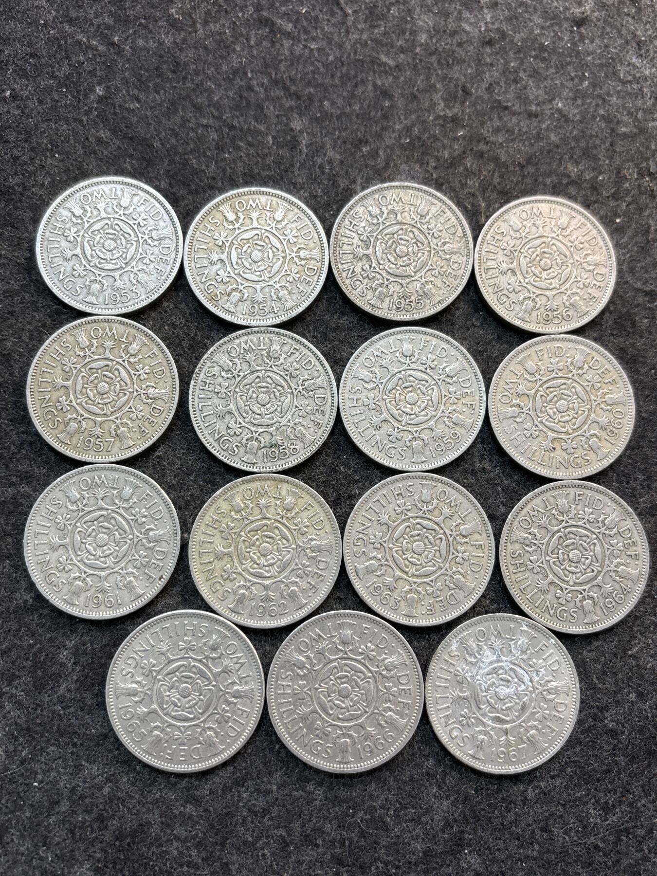 文馨钱币收藏第 278 场，银元，纸币，铜章场 长期接收代拍品 英国女王 2 先令全年份 53-67 年 15 枚