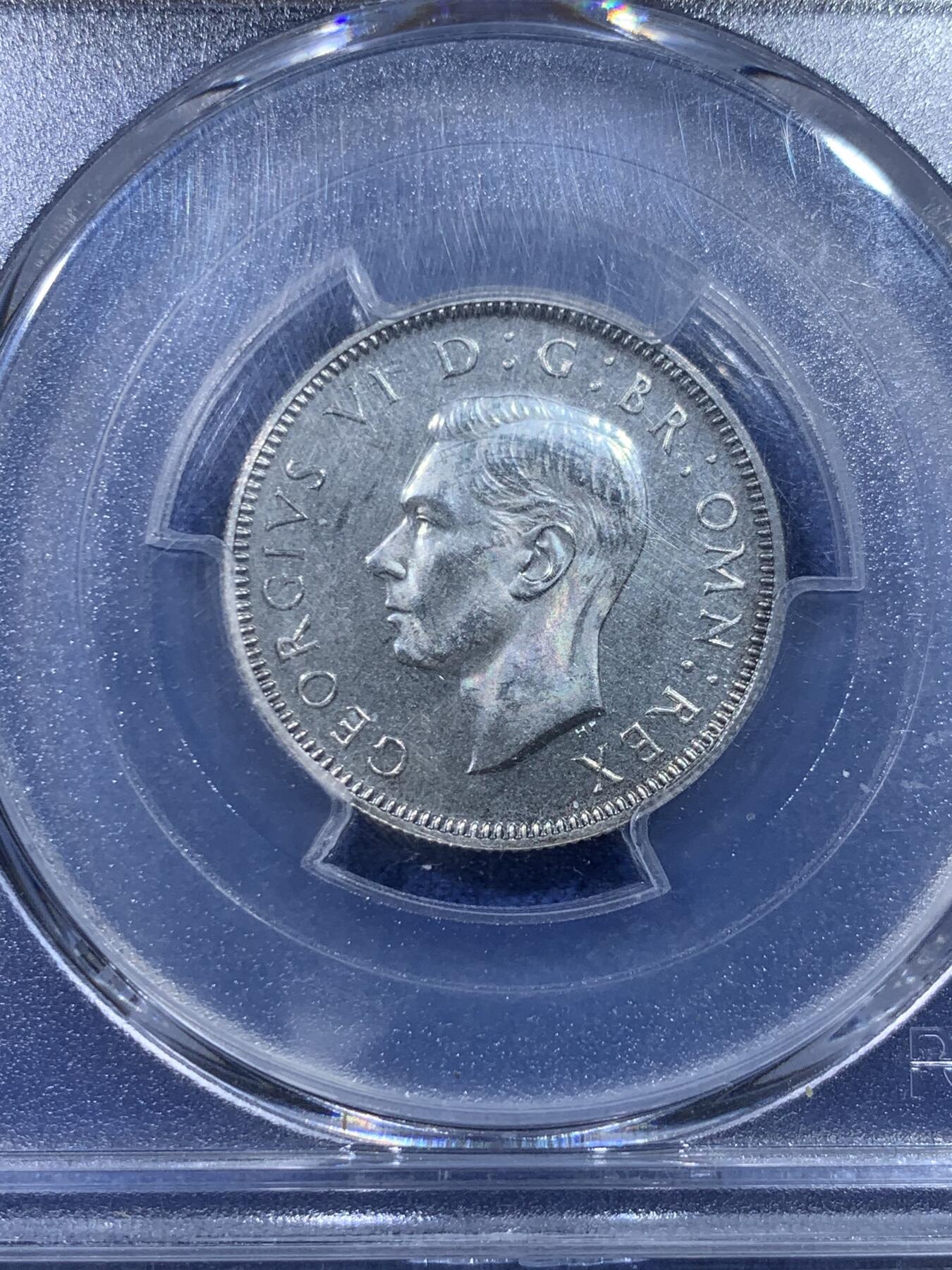 《竞宝斋》第434场 周日，周一2场连拍 （全场包邮） PCGS PR65英国1937年乔治六世精制镜面1先令英格兰坐狮，正反面黑白包浆非常好看，盒子支撑有点小磕