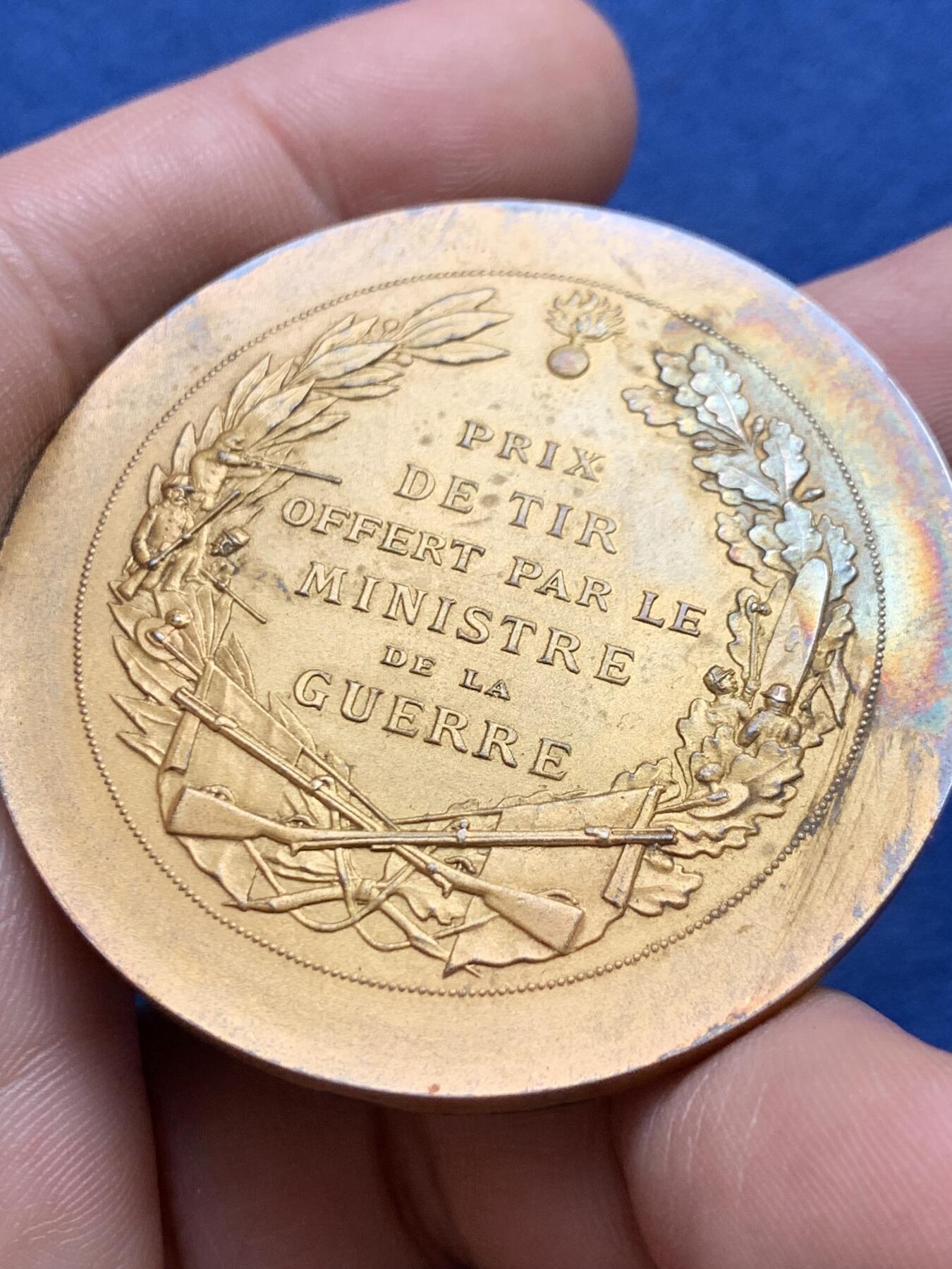 《竞宝斋》第434场 周日，周一2场连拍 （全场包邮） 法国射击比赛镀金银章 陆军部长颁发 65.95克 50mm 丰饶角2银标 带盒