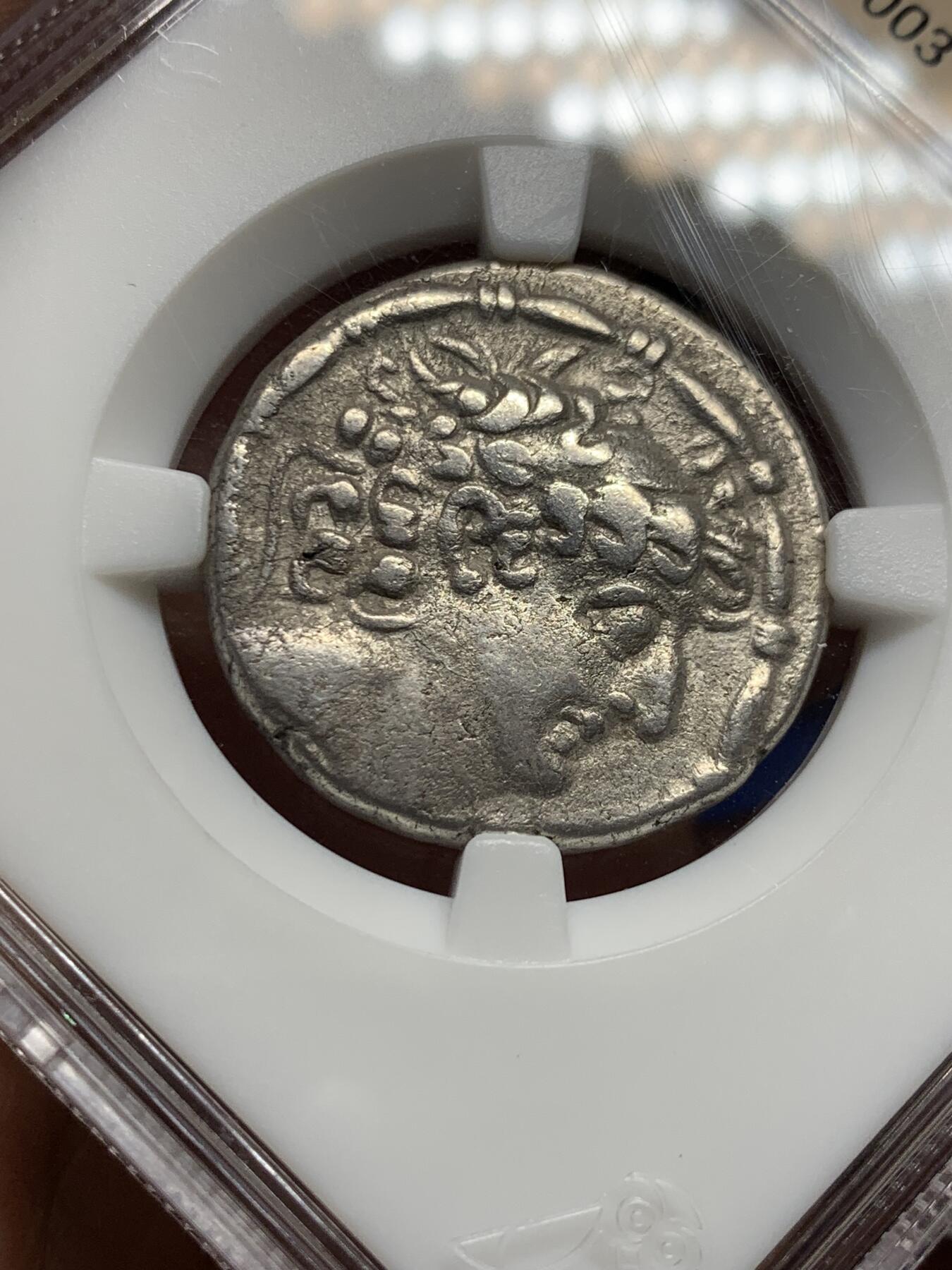 《竞宝斋》第434场 周日，周一2场连拍 （全场包邮） ZDGS CHVF 古希腊塞琉古王国，腓力一世银币，背宙斯手持胜利女神奈克，公元前95-前83年，打制完整，币胚规整，重15.49克，四德大银币。