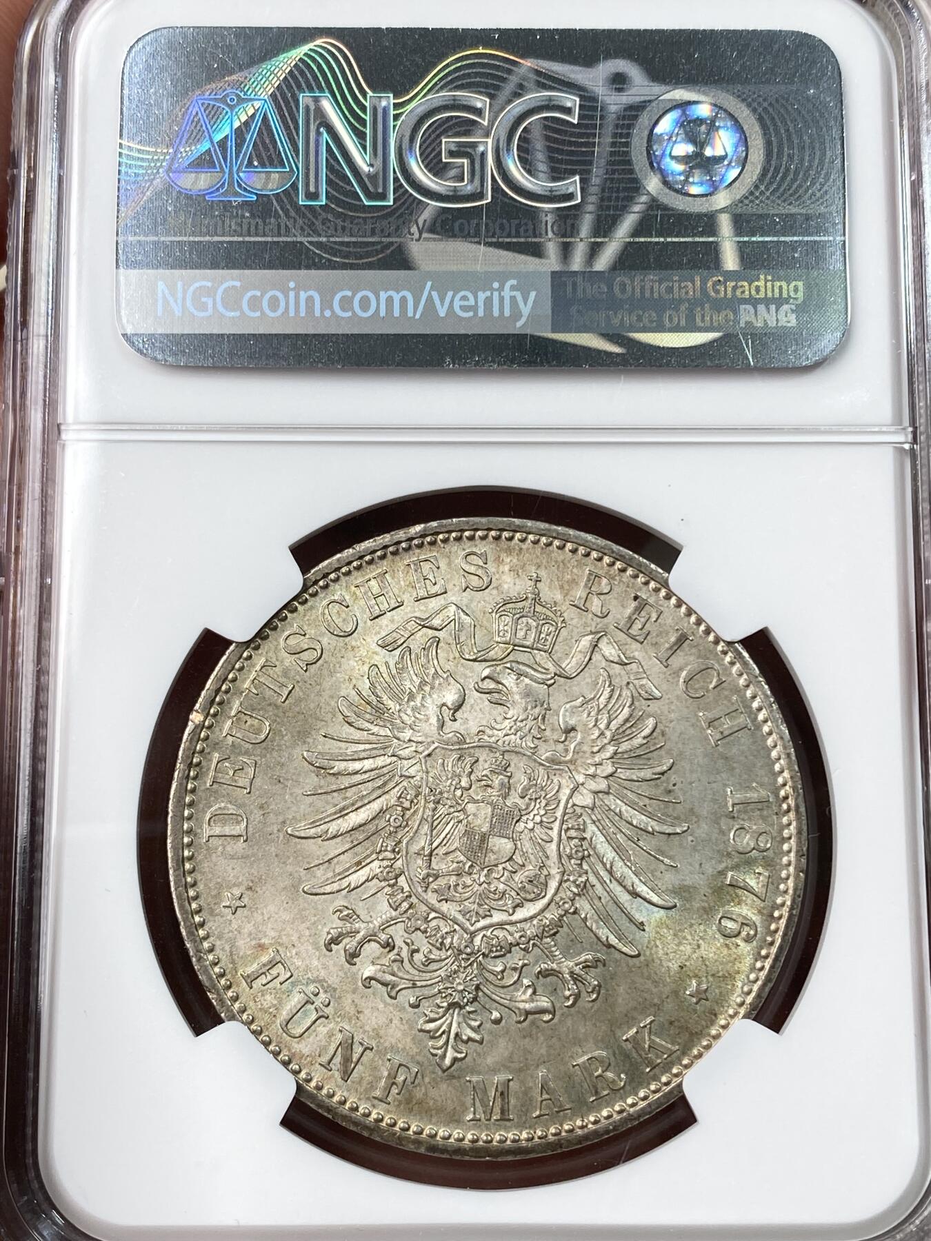 万国钱币拍卖第054期 NGC MS62 1876年德国巴伐利亚路德维希二世流通短翅5马克 超强淡金色孔雀绿转光一步到位收藏级品相 刚刚结束的日本AW拍卖63分成交价已过万