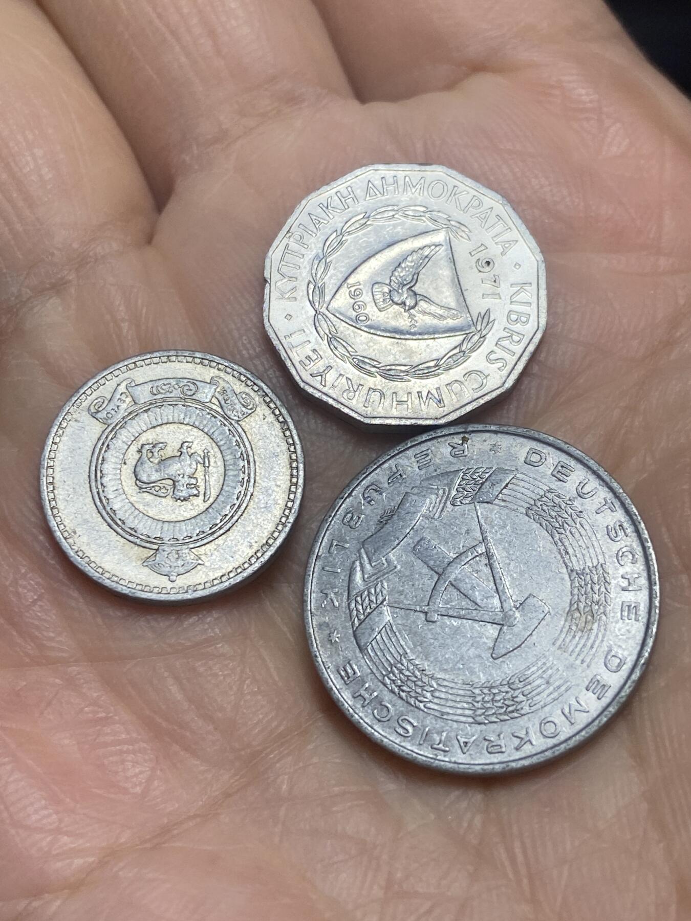 2025年第一百二十一场(总第一百四十七场）外国好品散币(免佣金) 散币3枚：塞浦路斯🇨🇾1971年1分，民主德国1967年10芬尼，锡兰1967年1分