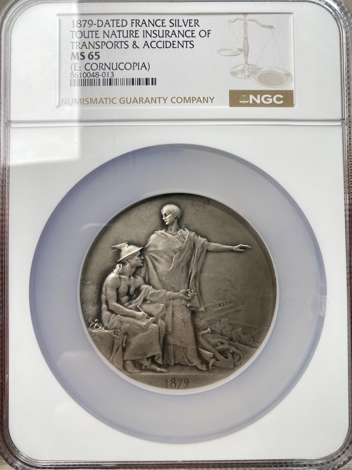 万国钱币拍卖第054期 NGC MS65 1879年法国第三共和国保险公司/运输和事故风险/任何类型险种纪念大银章 68MM 140.58G超大规格 马车、汽车、铁路、工厂和桥梁的运输场景非常精细 顶级BU收藏级