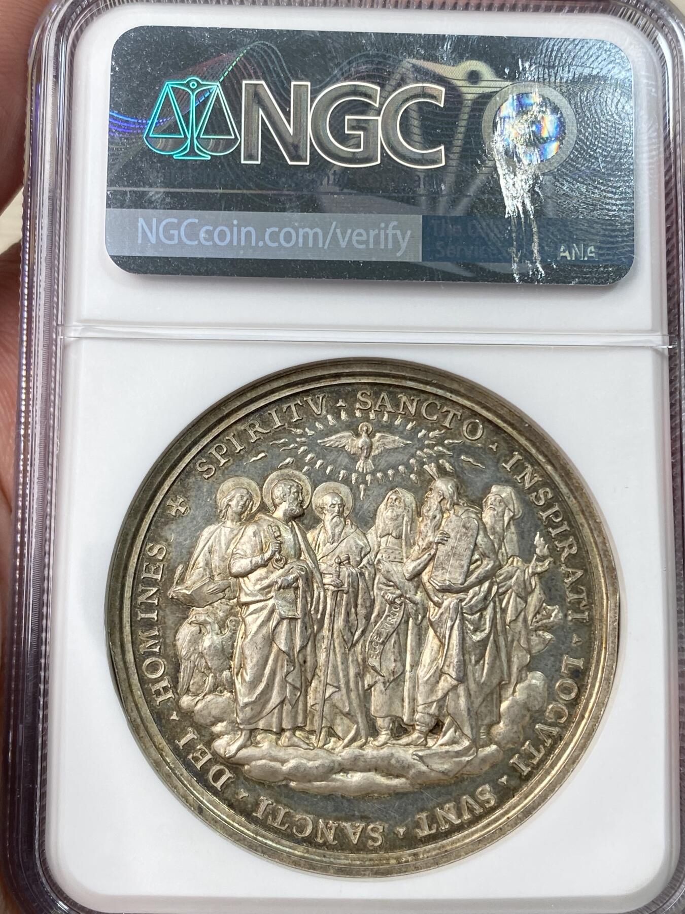 万国钱币拍卖第054期