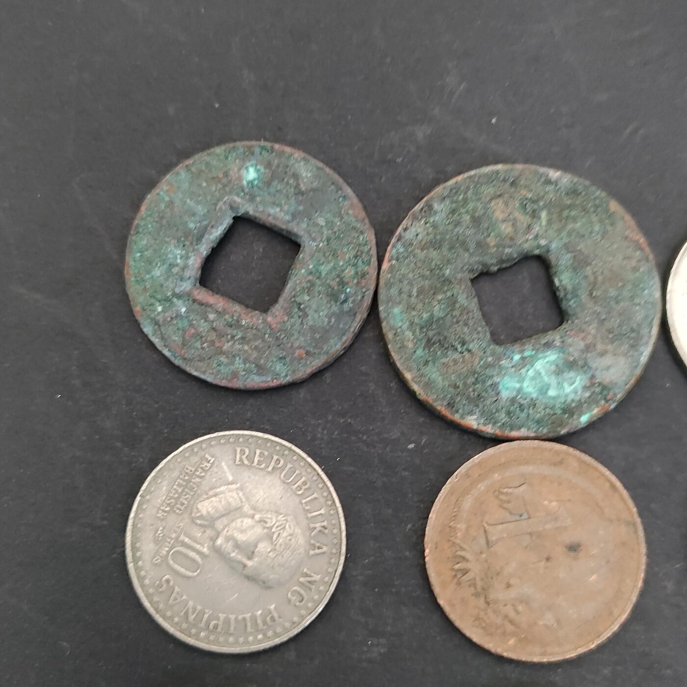 猩哥外币小铺➨【第200场】 硬币12个