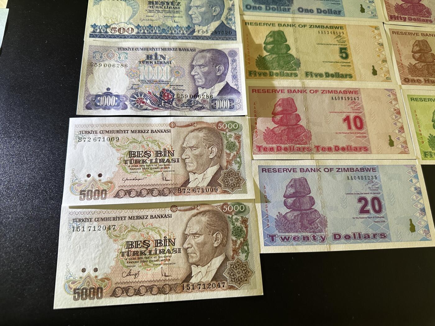 《外钞收藏家》第五百八十一期（畅拍场）（本平台长期征集拍品、欢迎藏友们联系合作） 土耳其、西非、津巴布韦14张一起 全新UNC