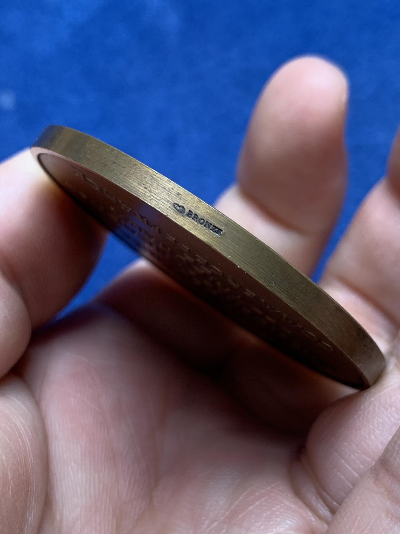 《竞宝斋》第434场 周日，周一2场连拍 （全场包邮） 法国商事法庭庭长联席会议纪念铜章 56.9克 49.8mm 丰饶角铜标 小飞侠头像少见