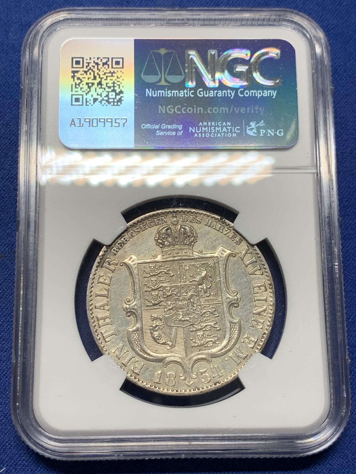 《竞宝斋》第434场 周日，周一2场连拍 （全场包邮） NGC UNCD 德国 1854年 汉诺威纹章 1泰勒 银币