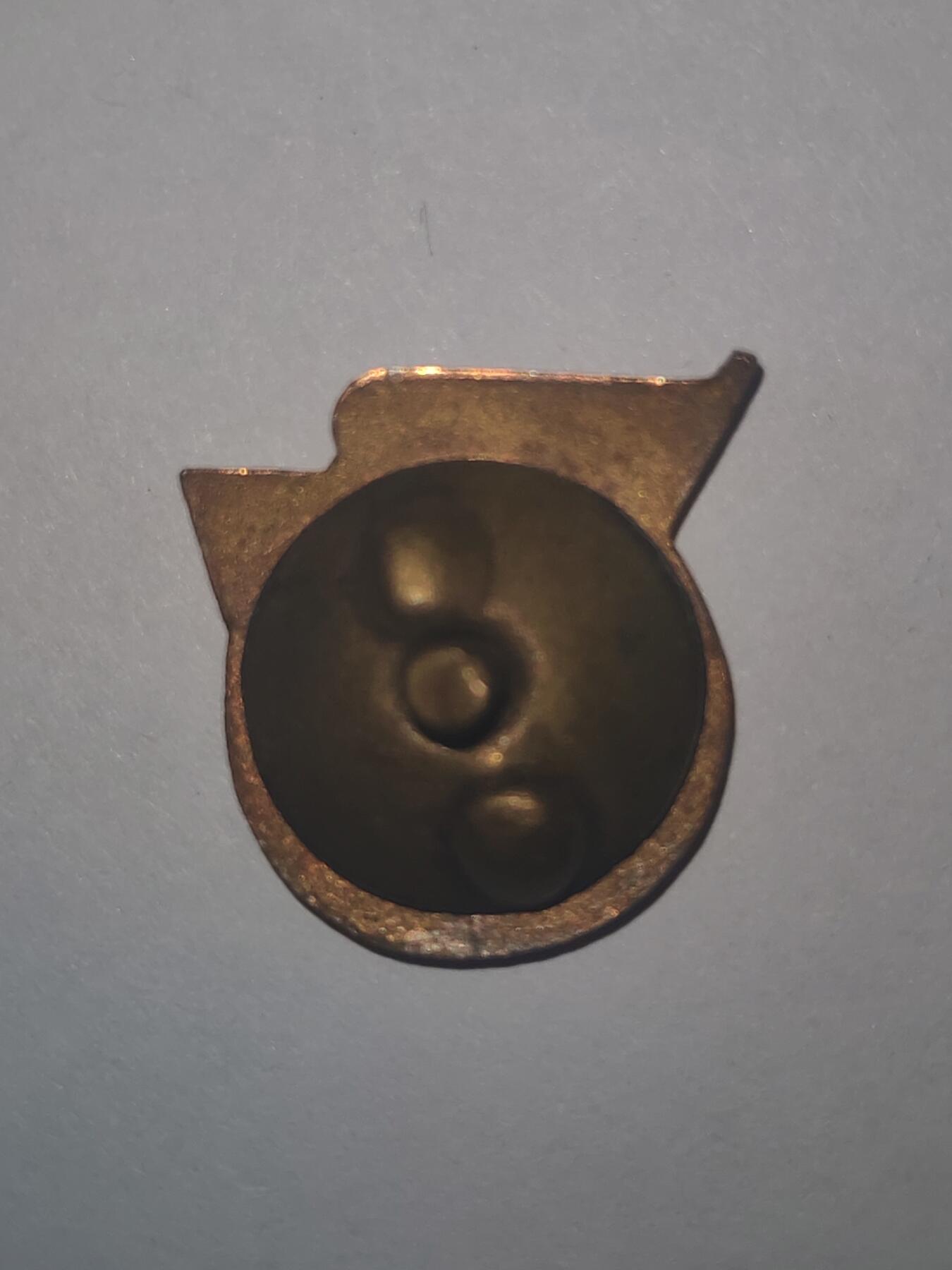 韵星假日精品2025秋季军品类拍卖会-- Rimey Holidays Boutique 2025 Autumn Militaria Sale 波兰人民共和国第一版共青团证章 转轮版