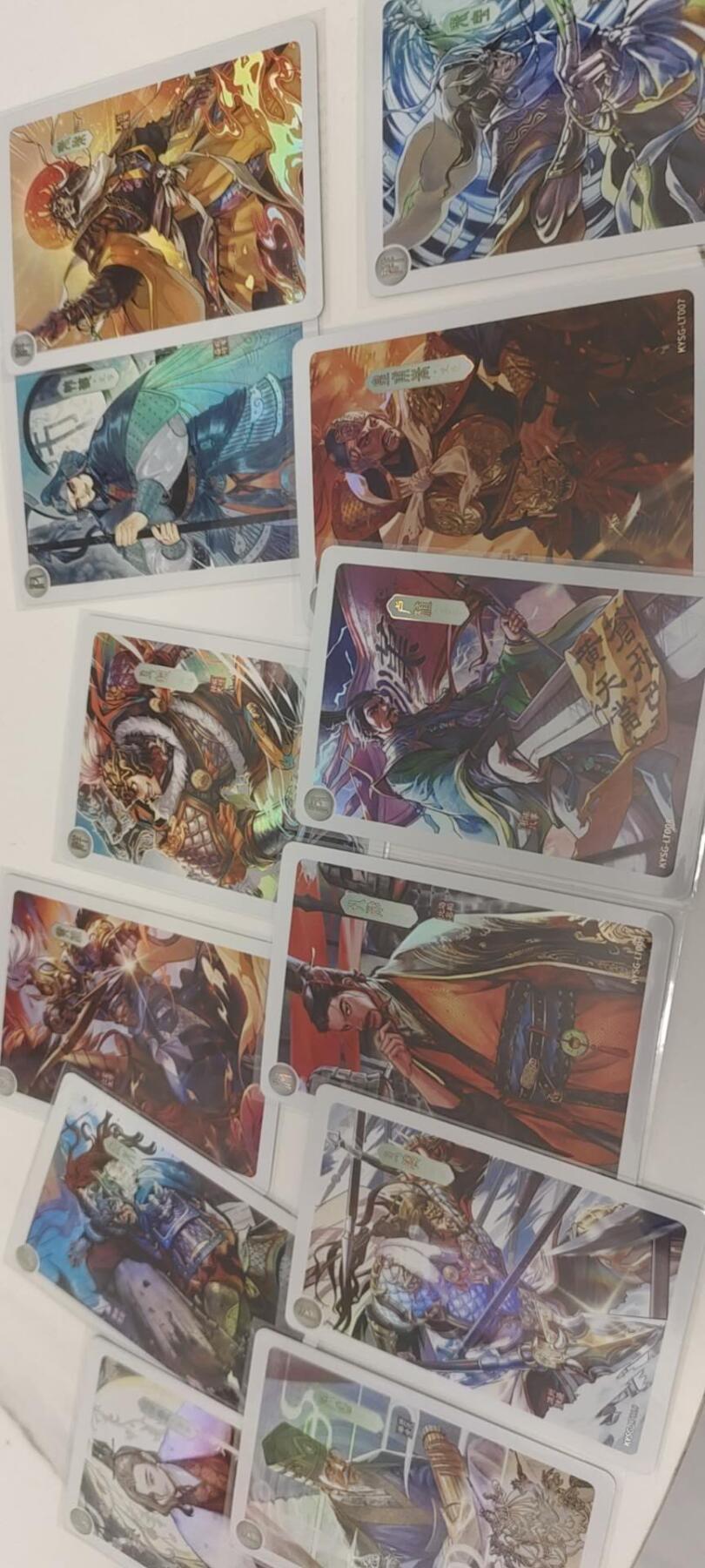 秋原瞳的小店第二十七期（持续收拍，11月秋意正浓，冬欲近，暖心囤卡好时光） 1卡游888礼盒红背12张不同一套齐