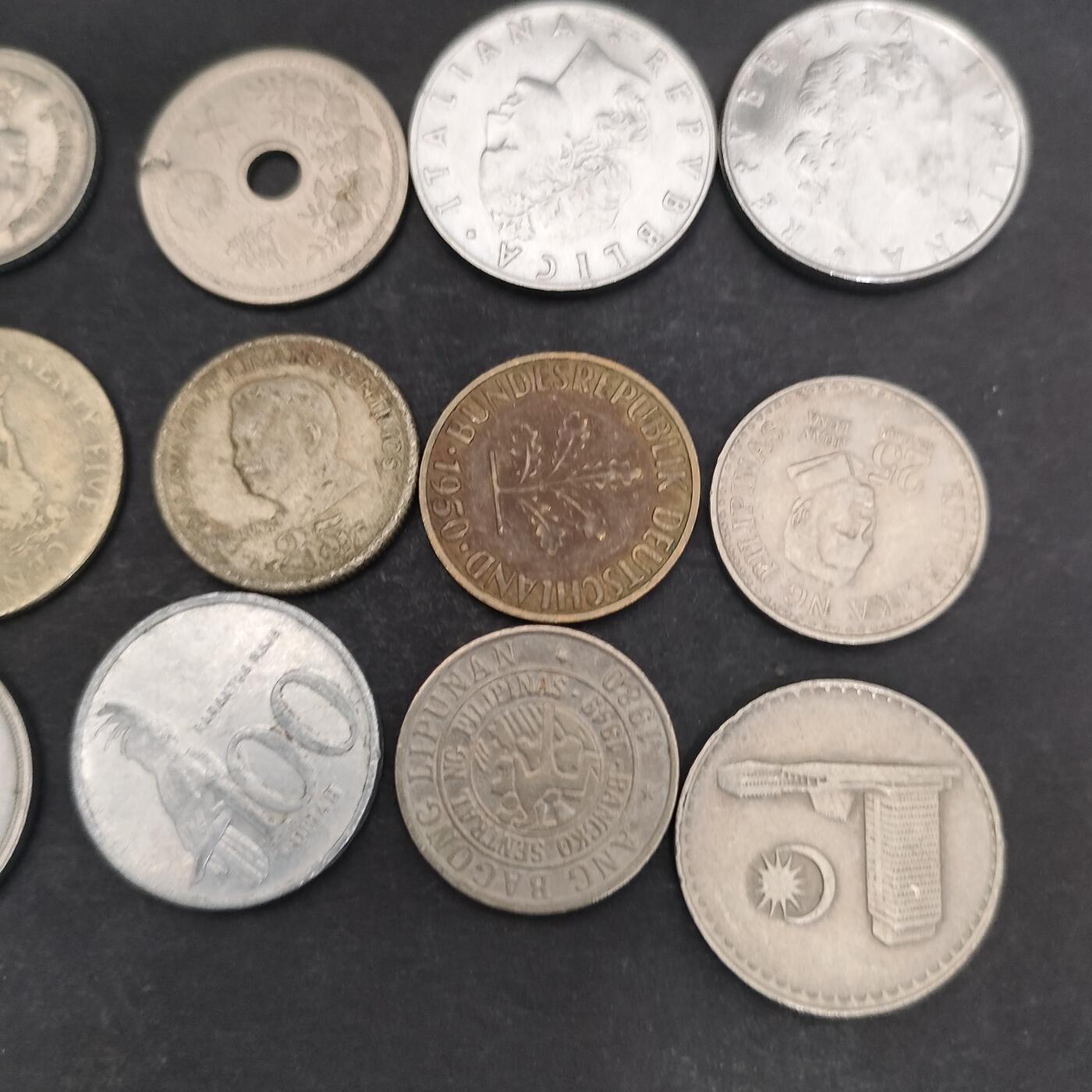 猩哥外币小铺➨【第200场】 硬币12个