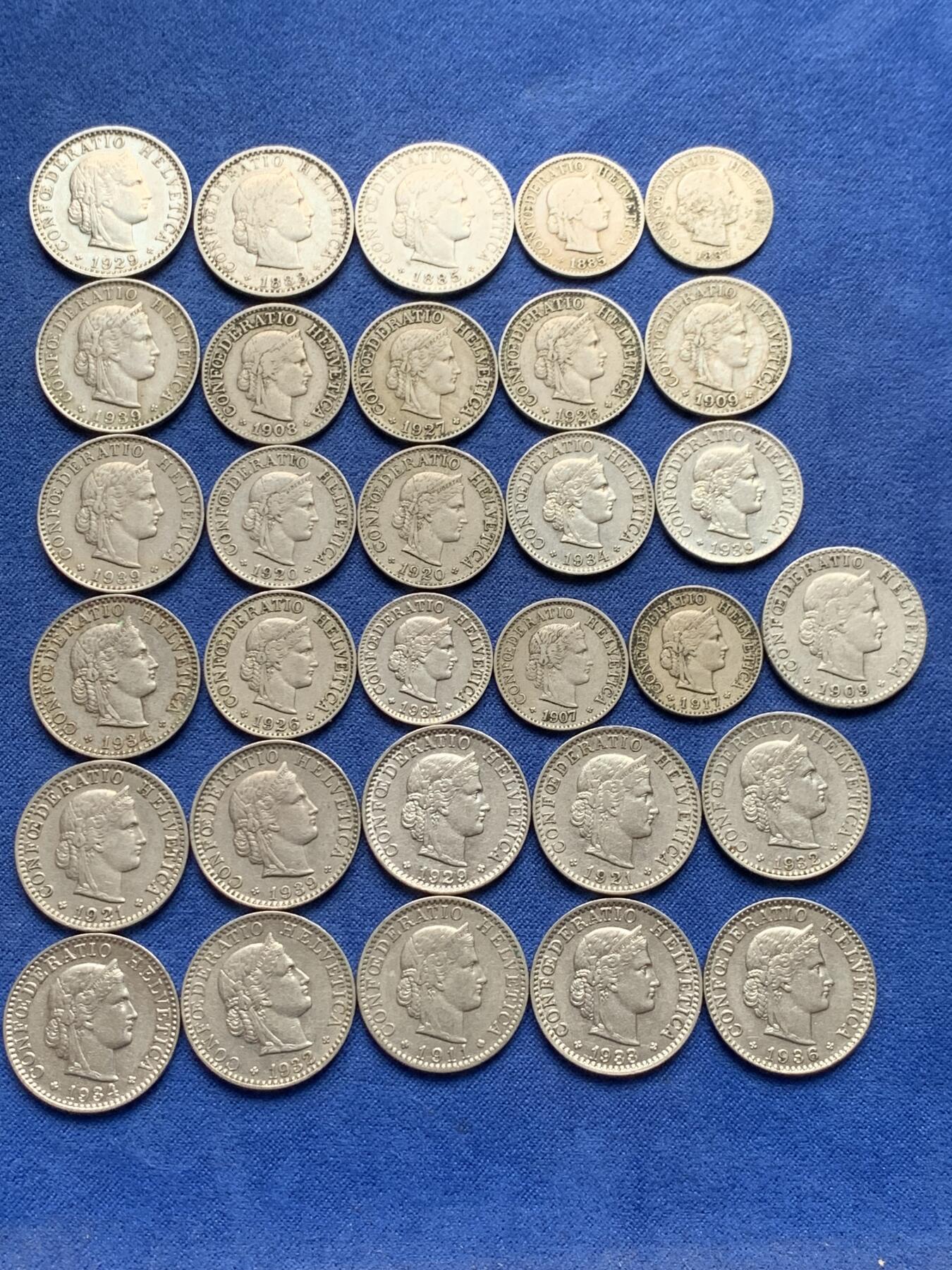 《竞宝斋》第434场 周日，周一2场连拍 （全场包邮） 31枚一组 瑞士早年份生丁镍币，20生丁17枚，10生丁9枚，5生丁5枚。都是1940年之前的年份，含1887/1885年5生丁，1883/1885年20生丁镍币，凑年份的不要错过了！具体年份版本以图片为准