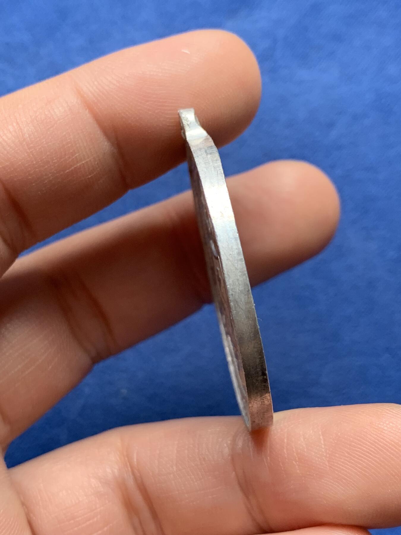 《竞宝斋》第434场 周日，周一2场连拍 （全场包邮） 瑞士 1921年 音乐节 铝制纪念章 保存不易 6.1克 38.9mm