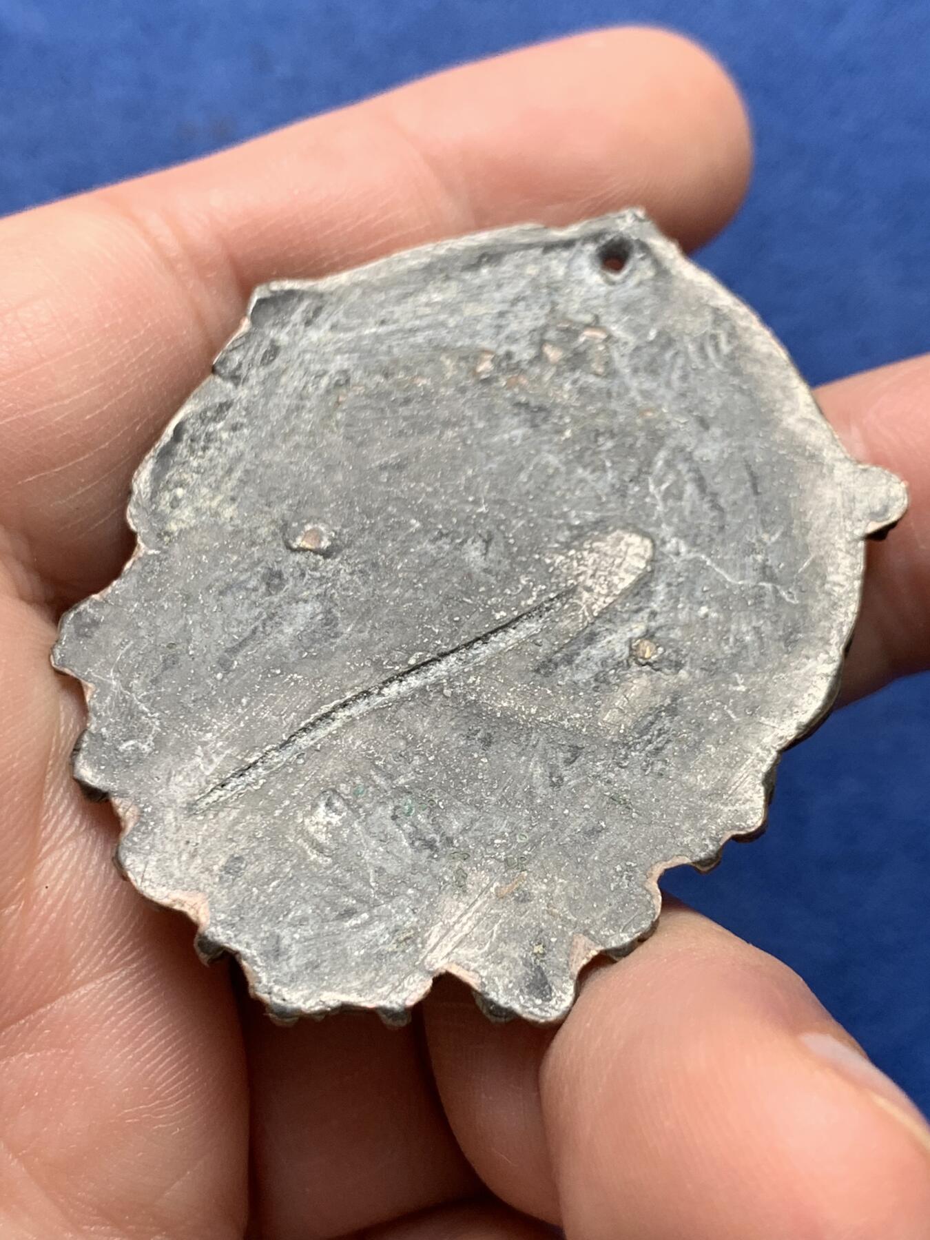 《竞宝斋》第434场 周日，周一2场连拍 （全场包邮） 奥地利1893年因斯布鲁克锡章 20.7克 53*41mm 细节见图