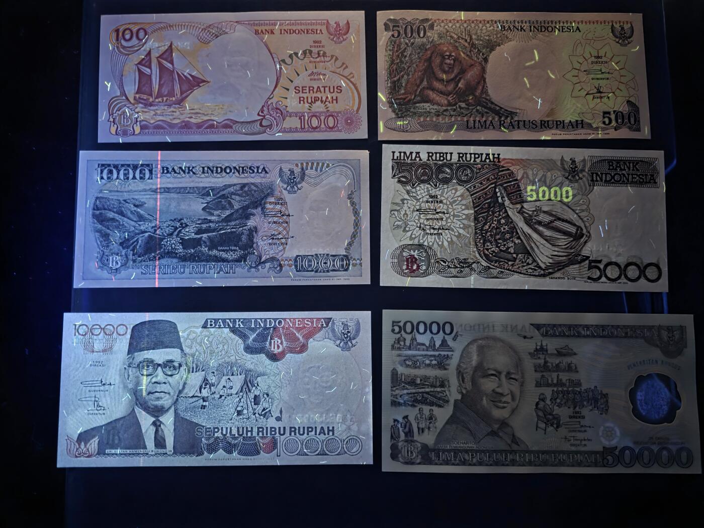 叁拾收藏第33期 印度尼西亚1992年100-1万+1993年5万塑料钞苏哈托共六张   UNC