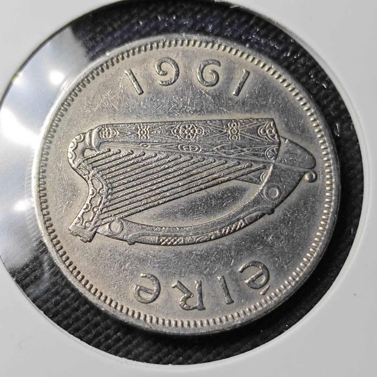 KK钱币收藏小铺  第363场  2月预留时间 周末发货  1961爱尔兰2先令