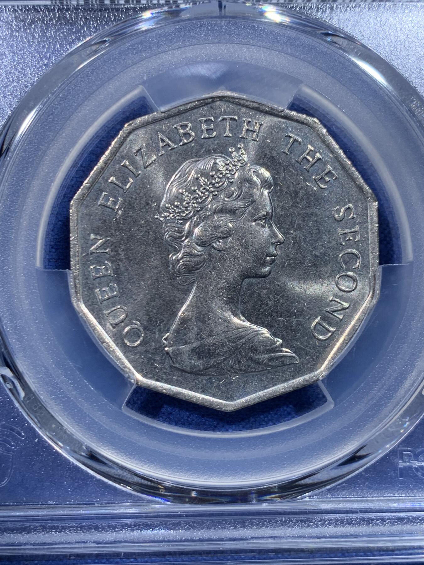 《竞宝斋》第434场 周日，周一2场连拍 （全场包邮） PCGS MS63 香港1976年伊丽莎白二世花冠多边形5元，大五元镍币！