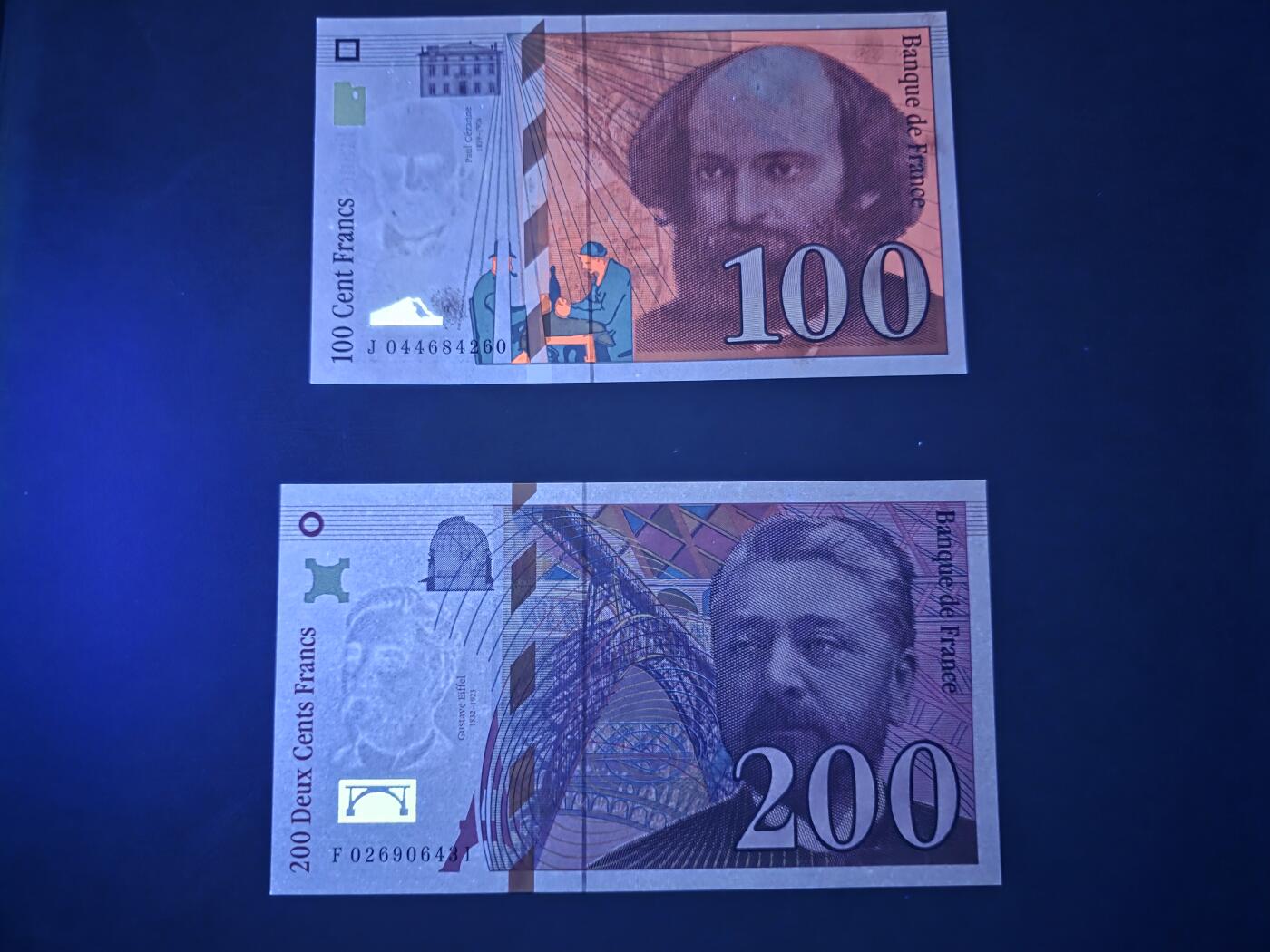 叁拾收藏第33期 法国100+200法郎2张（画家保罗塞尚+埃菲尔铁塔）  UNC