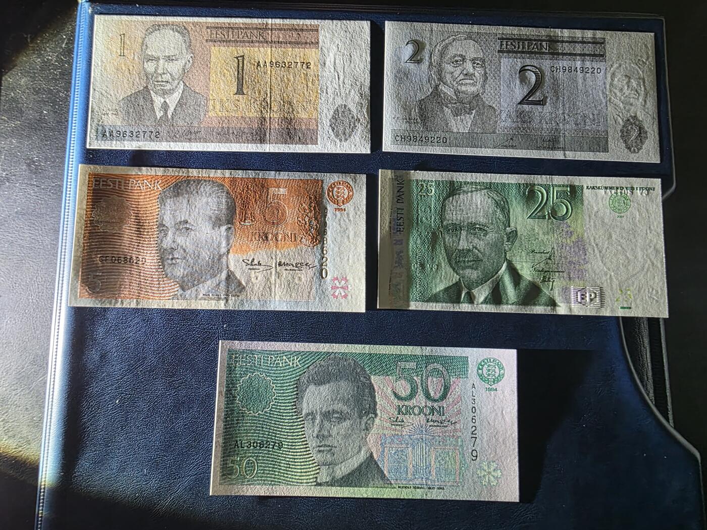 叁拾收藏第33期 爱沙尼亚5张一套（1/2/5/25/50克朗）  UNC