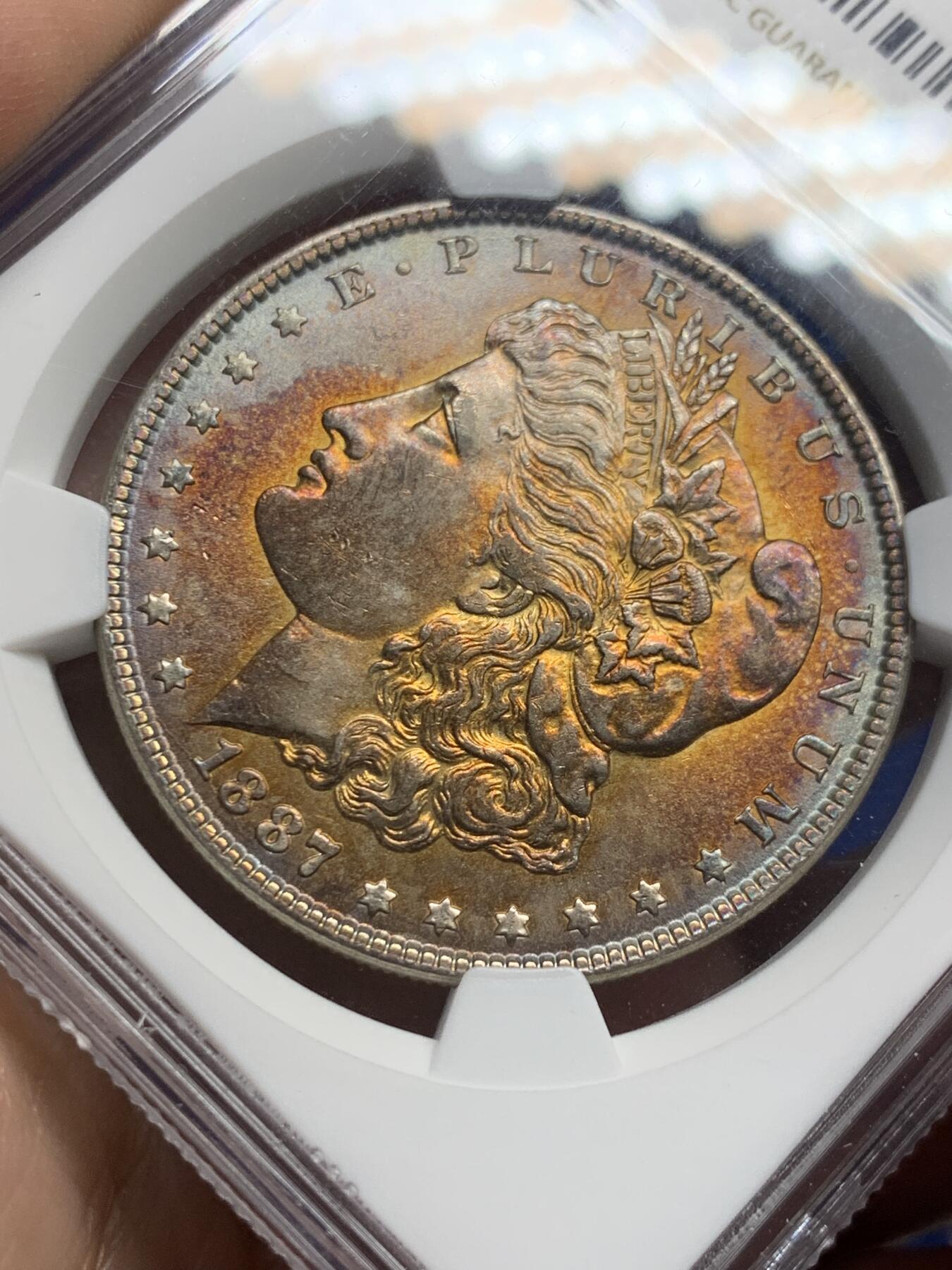 《竞宝斋》第434场 周日，周一2场连拍 （全场包邮） NGC UNCD 美国 1887年摩根大银币 漂亮包浆 感觉未清洗