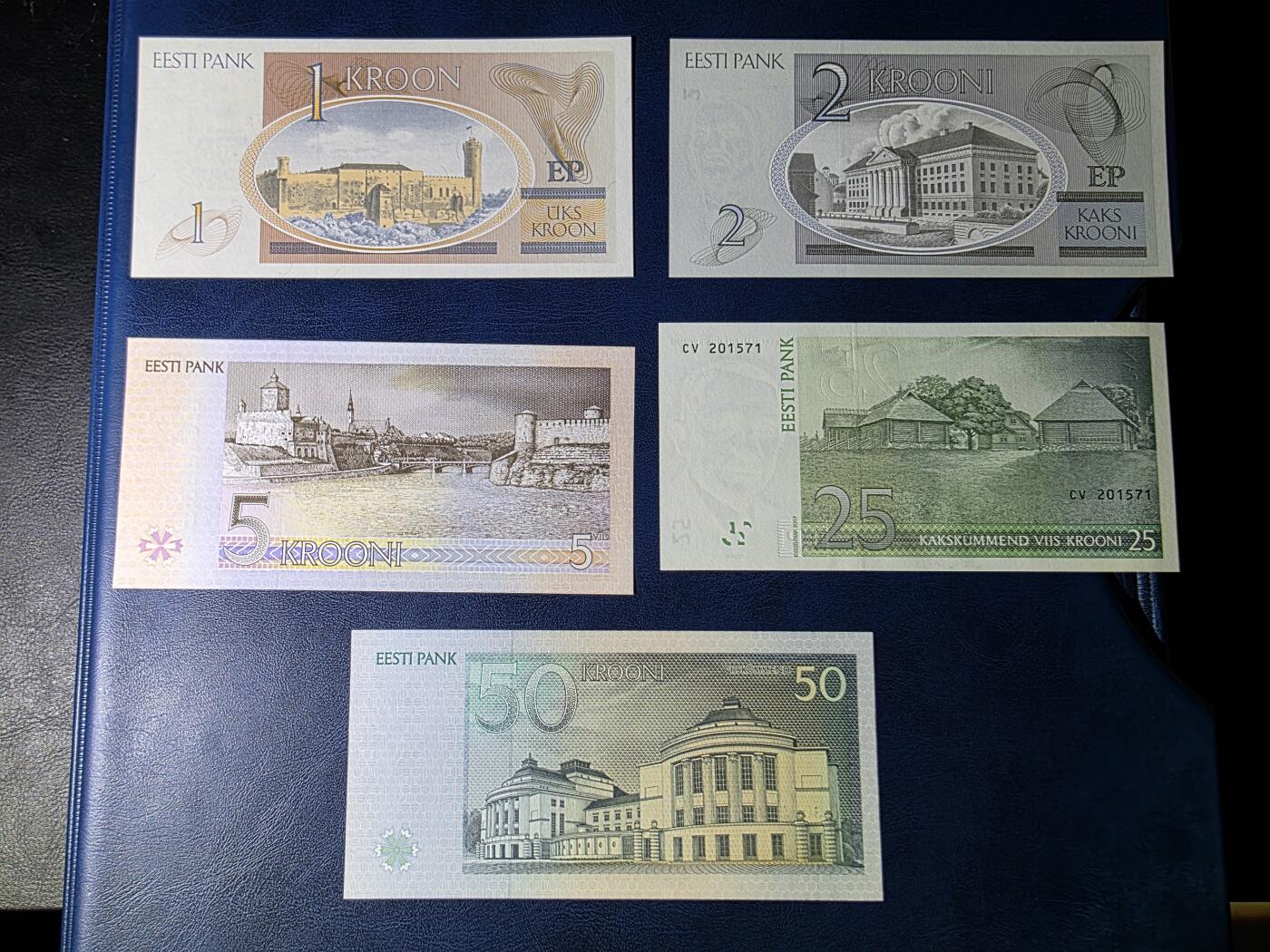 叁拾收藏第33期 爱沙尼亚5张一套（1/2/5/25/50克朗）  UNC