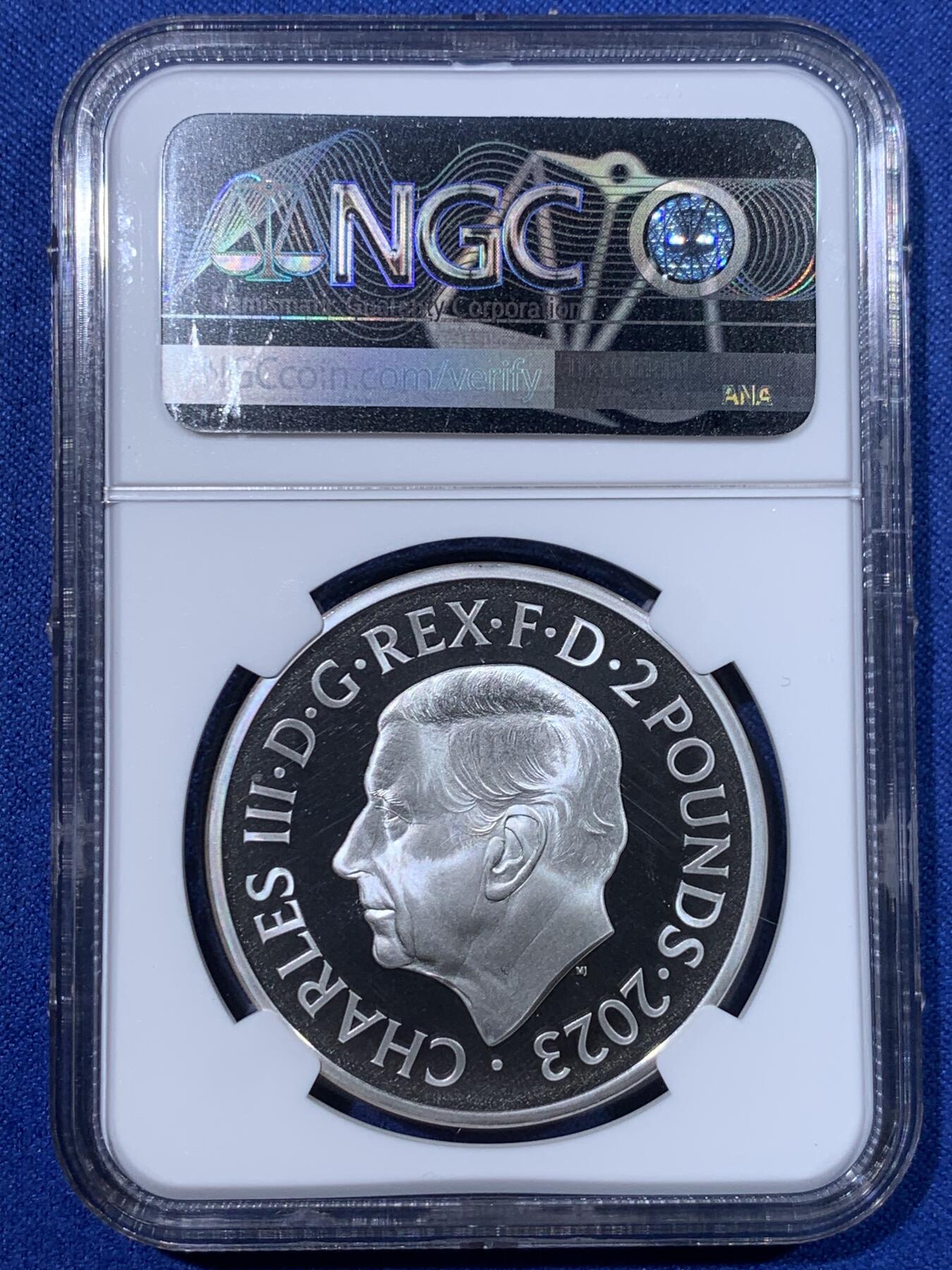 《竞宝斋》第434场 周日，周一2场连拍 （全场包邮） 四枚一组 NGC PF70UC 英国2022年/2023年发行哈利波特25周年精制纪念银币 哈利波特与魔法石2英镑（1盎司克重，999银，币径38.61MM，限量发行1万5千枚，盒证齐全）+霍格沃兹特快列车5英镑 加厚版（2盎司克重，999银，币径38.61MM，限量发行760枚）+邓布利多教授2英镑（1盎司克重，999银，币径38.61MM，限量发行5千枚）+首期 霍格沃茨魔法学院2英镑（1盎司