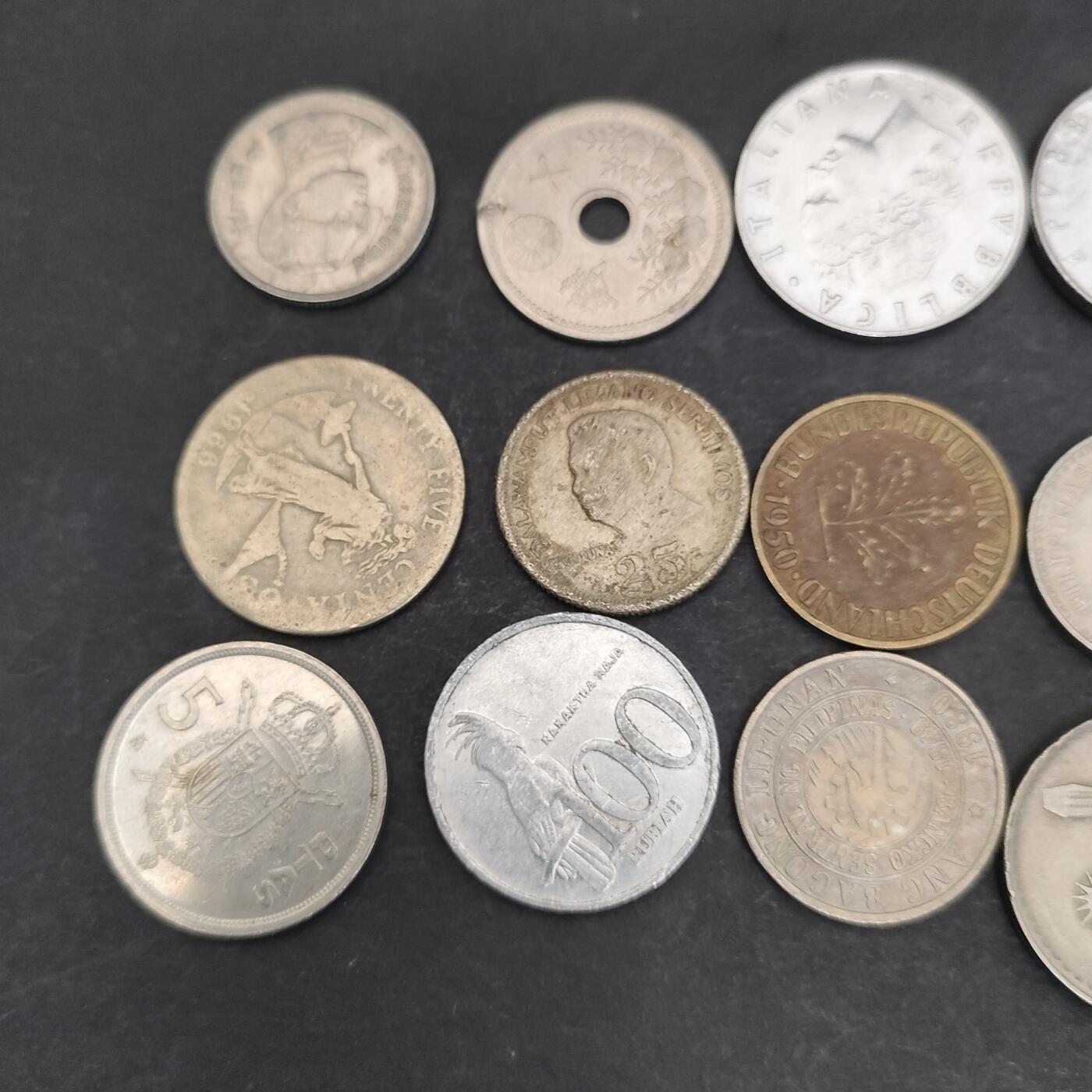 猩哥外币小铺➨【第200场】 硬币12个