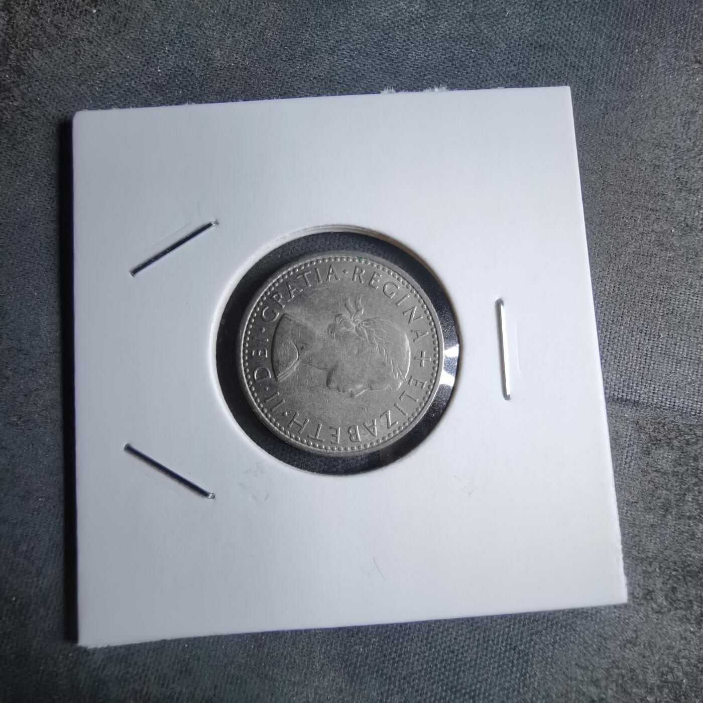 沼泽如烟--第890场 英国1965年6便士