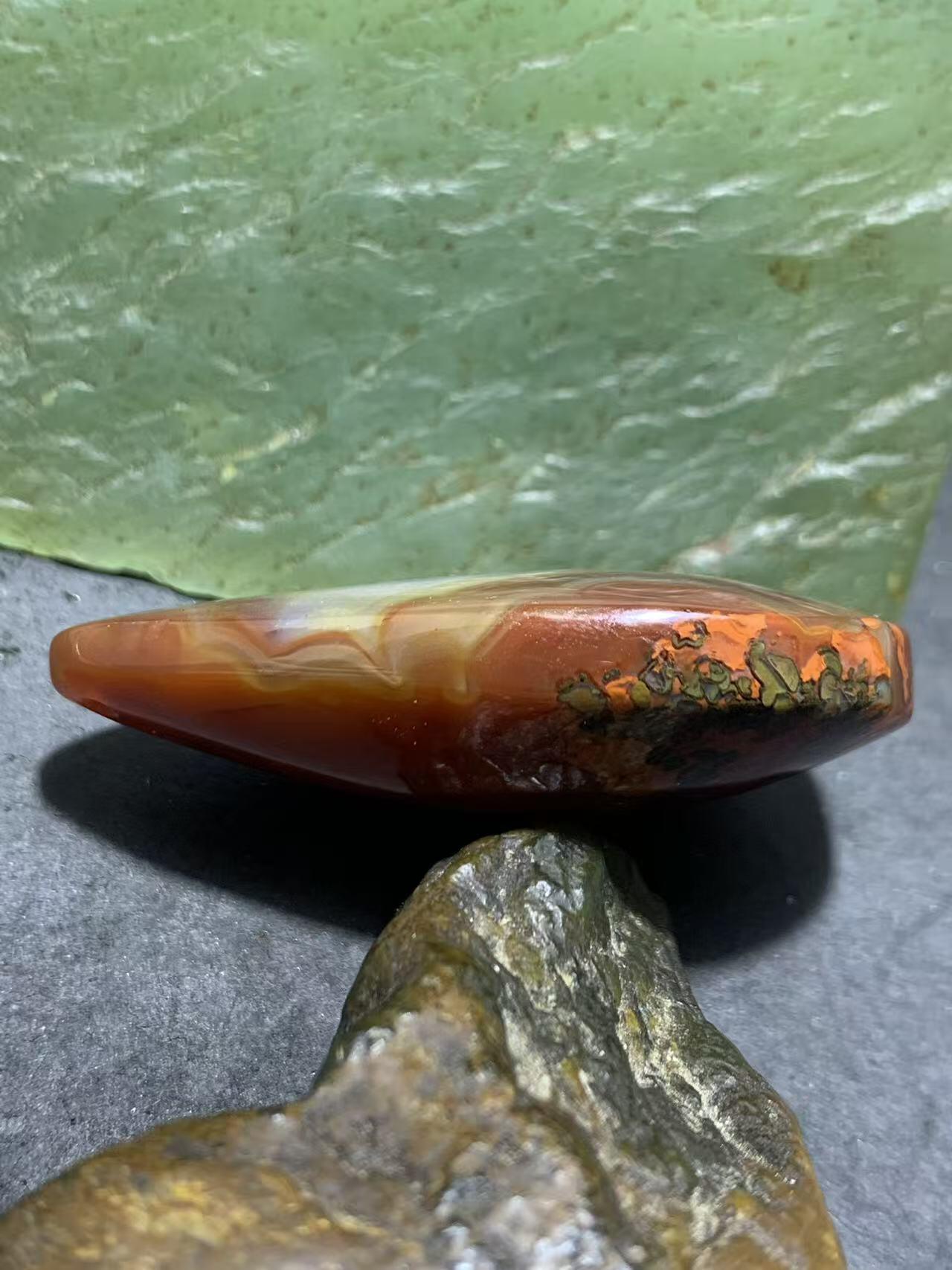 精美高玉化冻料冰飘草花纹战国红玛瑙吊坠一个