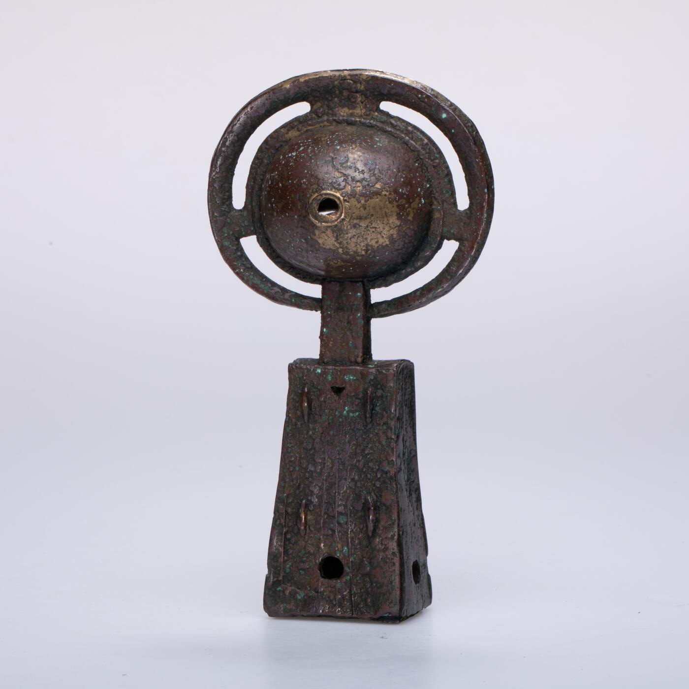 日本大阪雅和auction 2025金秋競賣會第一期 西周 鑾鈴 尺寸:W:8.5 H:16cm