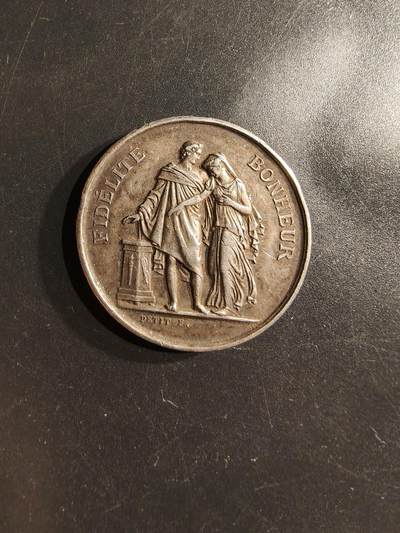 老王徽章第161期 - 法国结婚纪念章     早期蜜蜂950银标     直径33mm.   重量16.1g