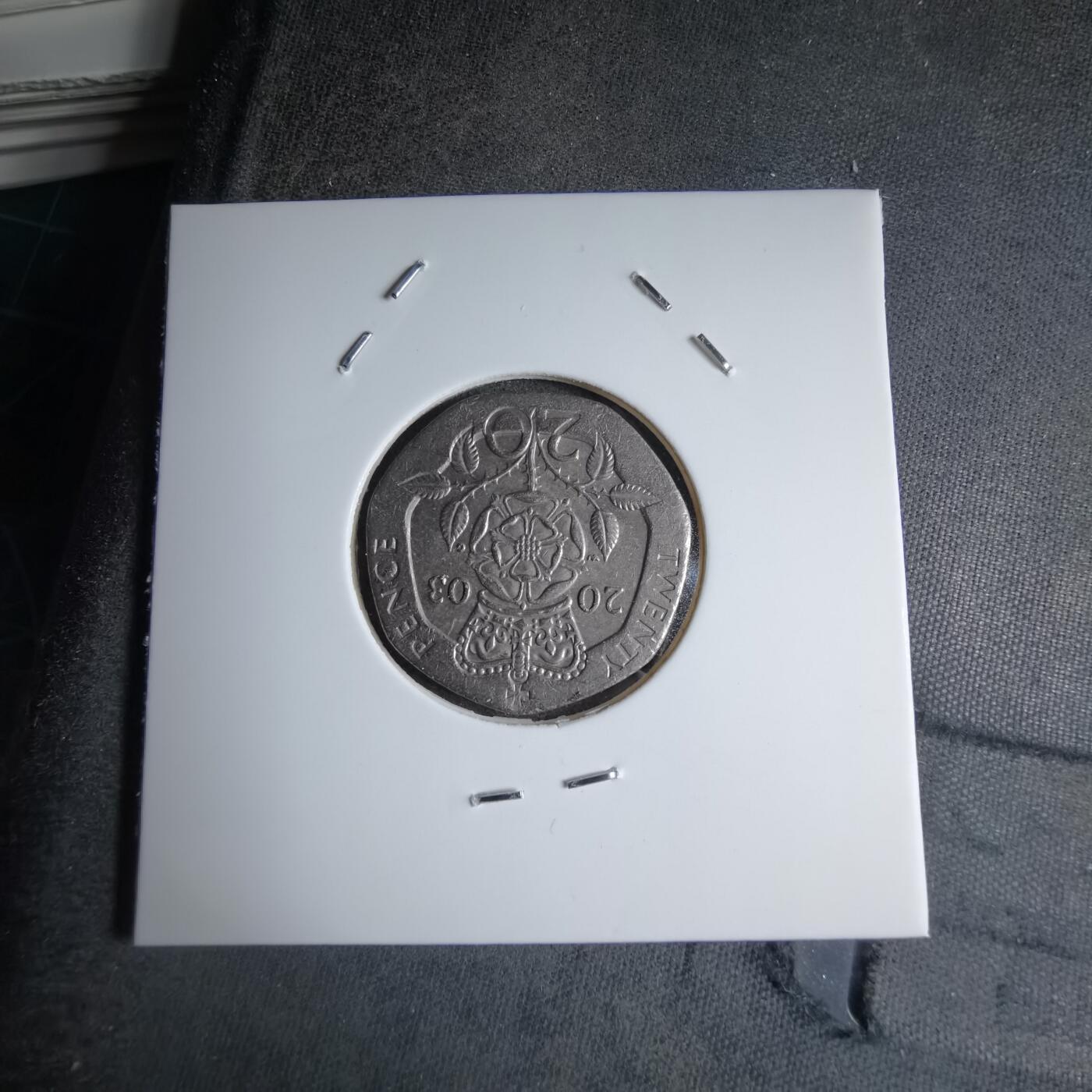 沼泽如烟--第890场 英国2003年20便士