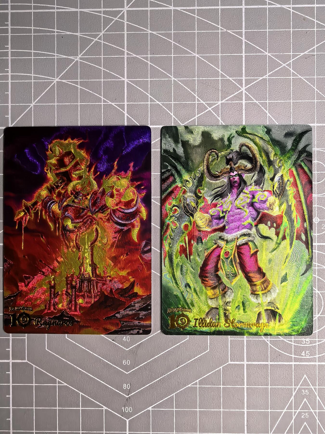 拒绝佣金 不寄存  卡牌设有底价 拒绝小号抬价 大家放心拍 所有拍品全部有卡膜 自制卡牌 不包厂瑕 放大镜 品控 勿拍 流拍商品会循环 感谢大家支持 留个关注 不定时上新 谢谢 奇点卡牌 炉石 粗闪 一对