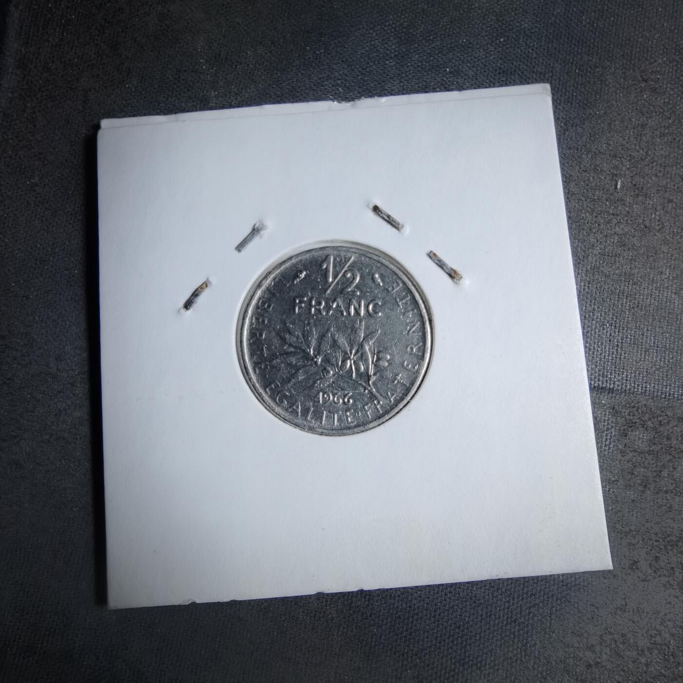 沼泽如烟--第890场 法国1966年二分之一法郎