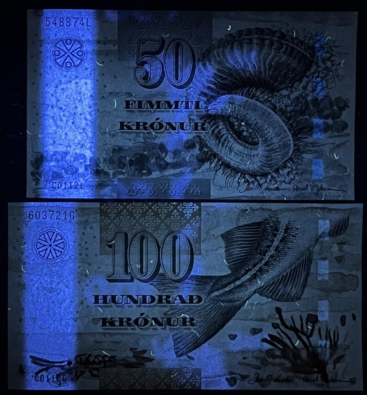 小福收藏拍卖第197期 裸钞场 本期有多张豹子号靓号 百慕大03年50元纪念钞百位号 马来亚和英属婆罗洲开国第一张纸币大冠女王 马来亚 41年1元英王乔六 法属太平洋10000法郎 捷克1000克朗纪念钞千位号  卢森堡 1000法郎  萨尔瓦多样钞 匈牙利 法罗群岛 危地马拉等多国精美纸币 法罗群岛 2011年 50+100克朗 1组2张 unc