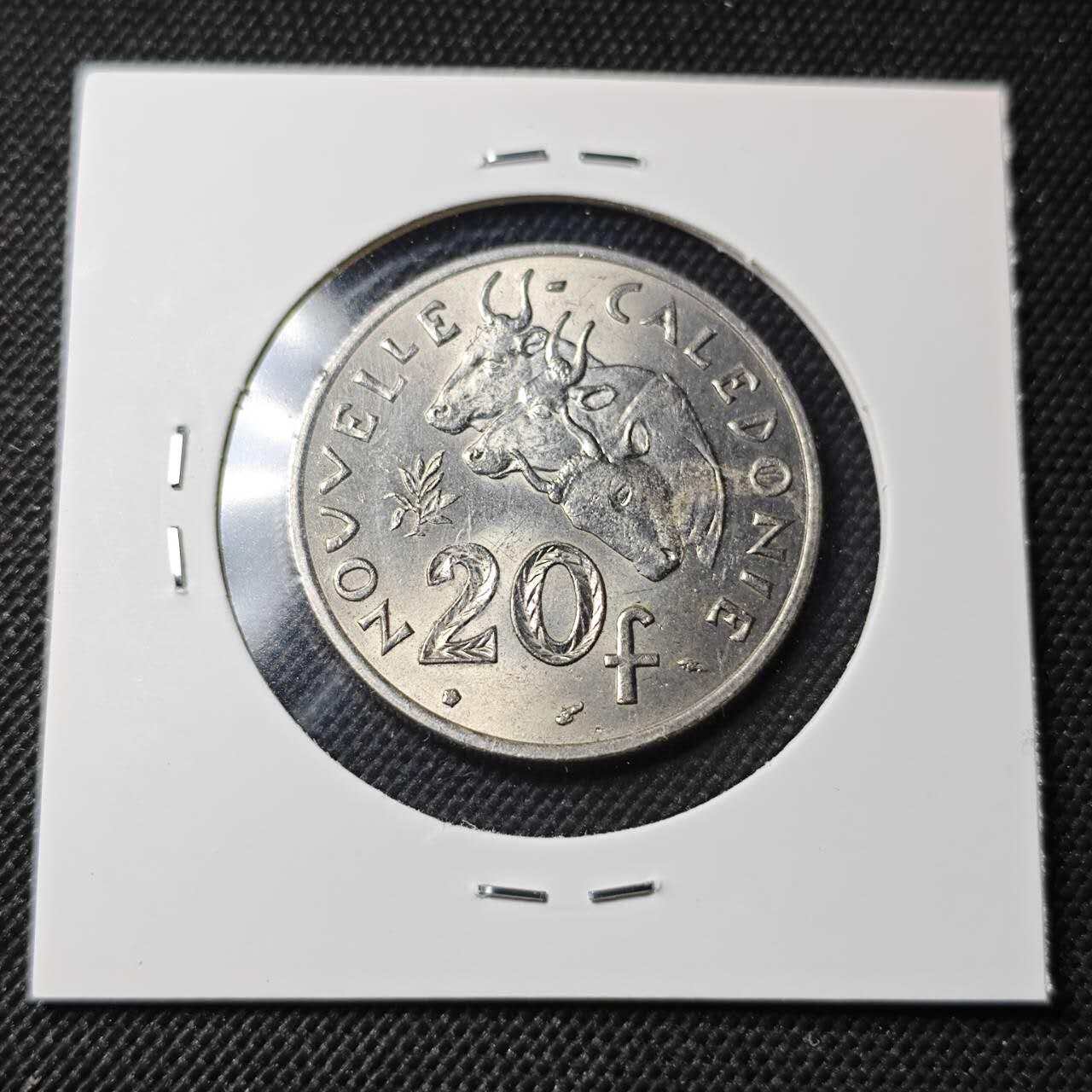 KK钱币收藏小铺  第364场  2月预留时间 周末发货  1977法属新喀里多尼亚20法郎