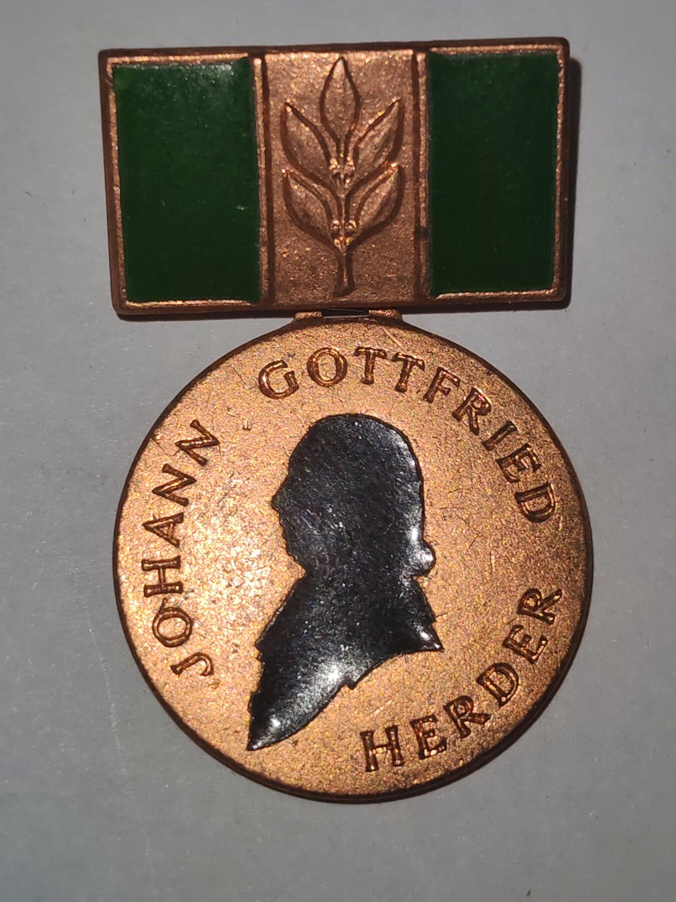 韵星假日拍卖第三十期 -- Rimey Holidays Auction 30 民主德国铜级苏德友谊协会证章