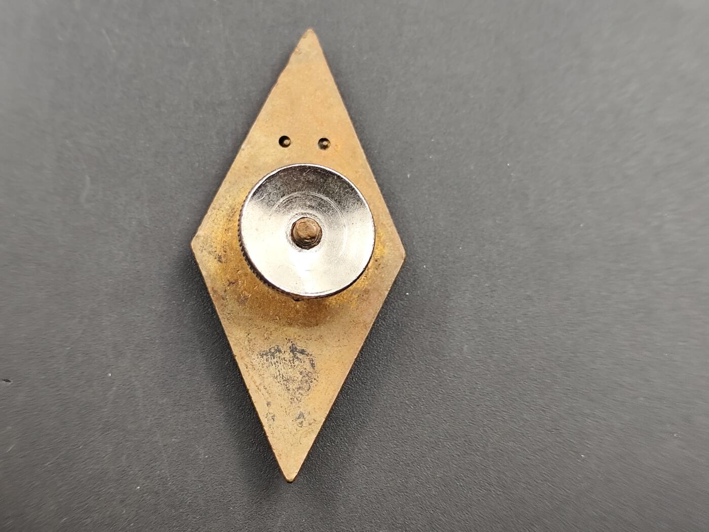 11月徽章新货项目 接下来都是精品场 欢迎关注