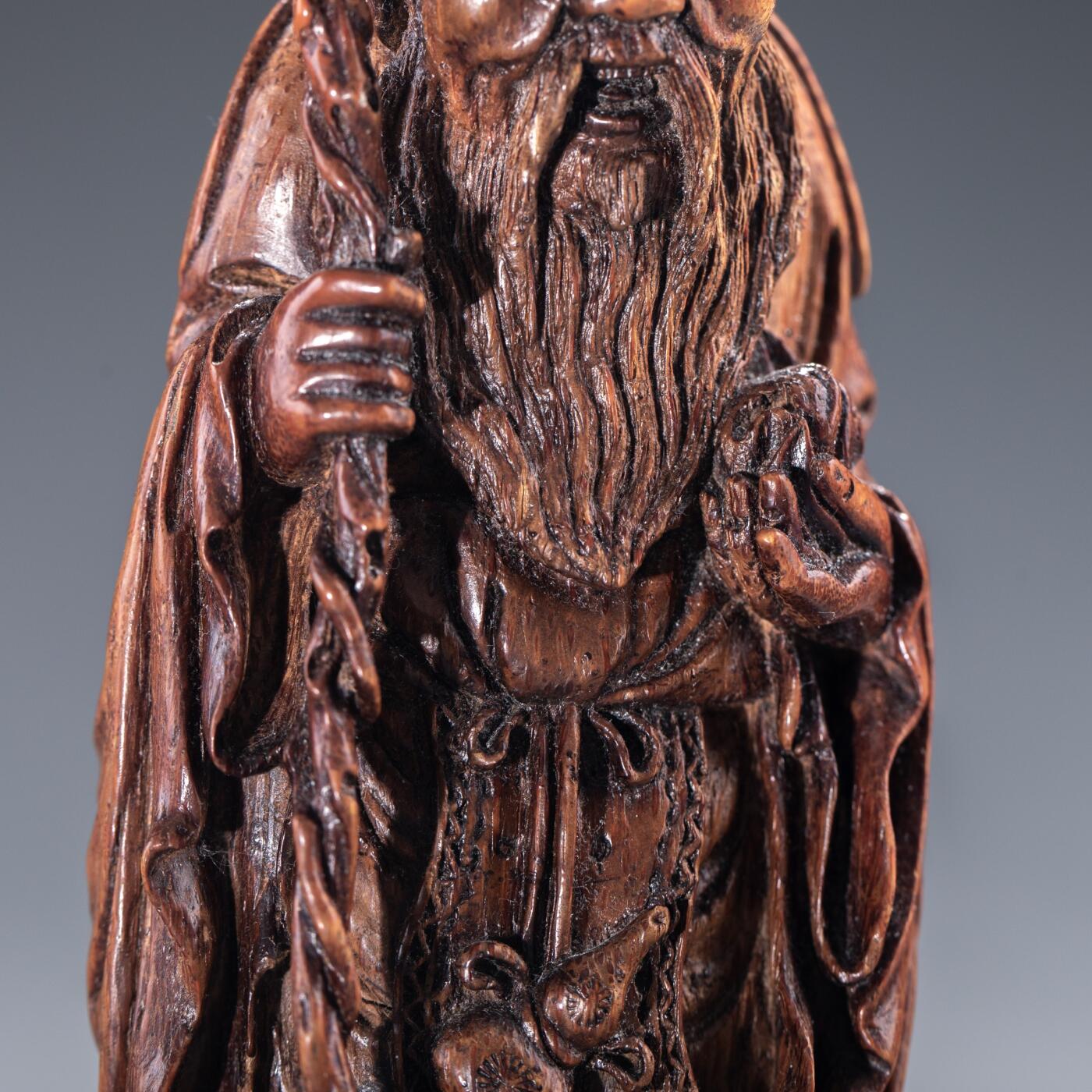 日本大阪雅和auction 2025金秋競賣會第一期 清 竹根人物 尺寸:W:7 H:18cm 備註:木箱