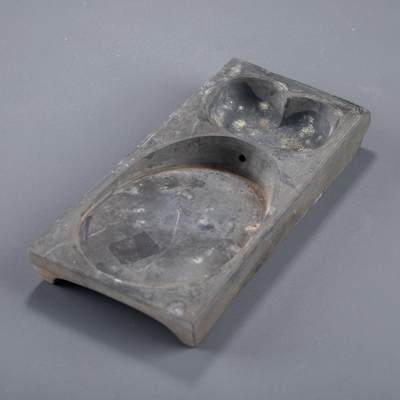 日本大阪雅和auction 2025金秋競賣會第一期 - 清 如意形端硯 尺寸:L:16.5 W:9.5 H:2.5cm