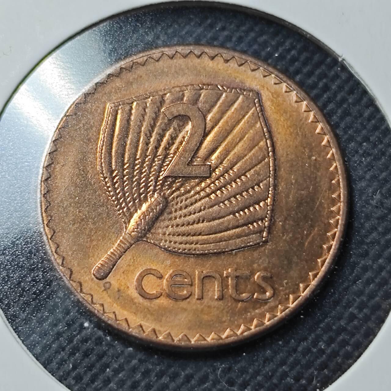 KK钱币收藏小铺  第364场  2月预留时间 周末发货  1990斐济2放弃好品铜币