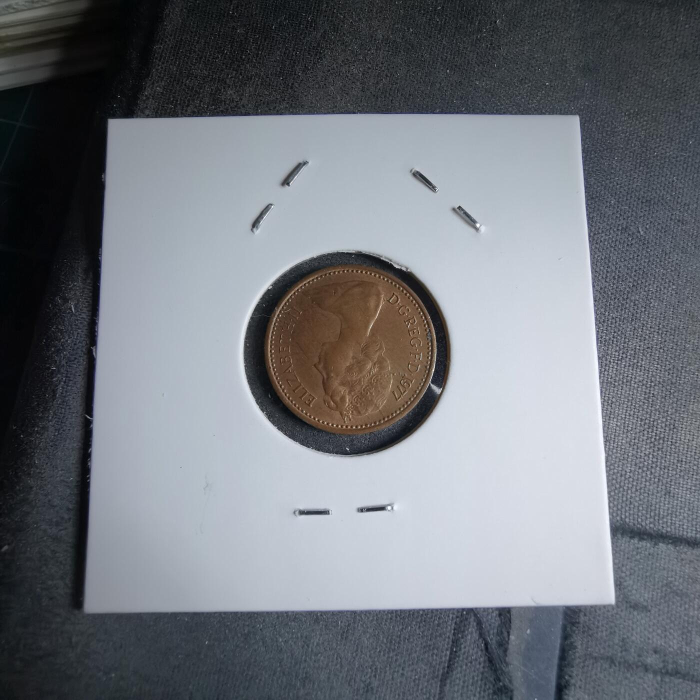 沼泽如烟--第890场 英国1977年半便士