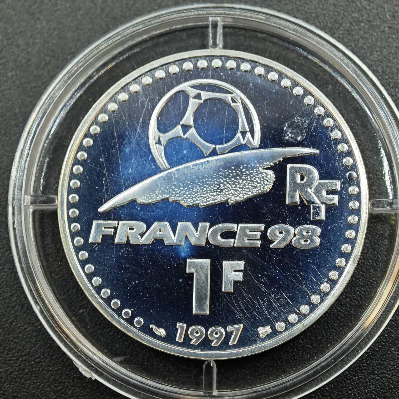 【淘币小摊】实时拍第七百八十七拍   银币套币场   满百包邮可预留二周 每周一统一发货   法国1997年世界杯1法郎银币12克900银 银价120