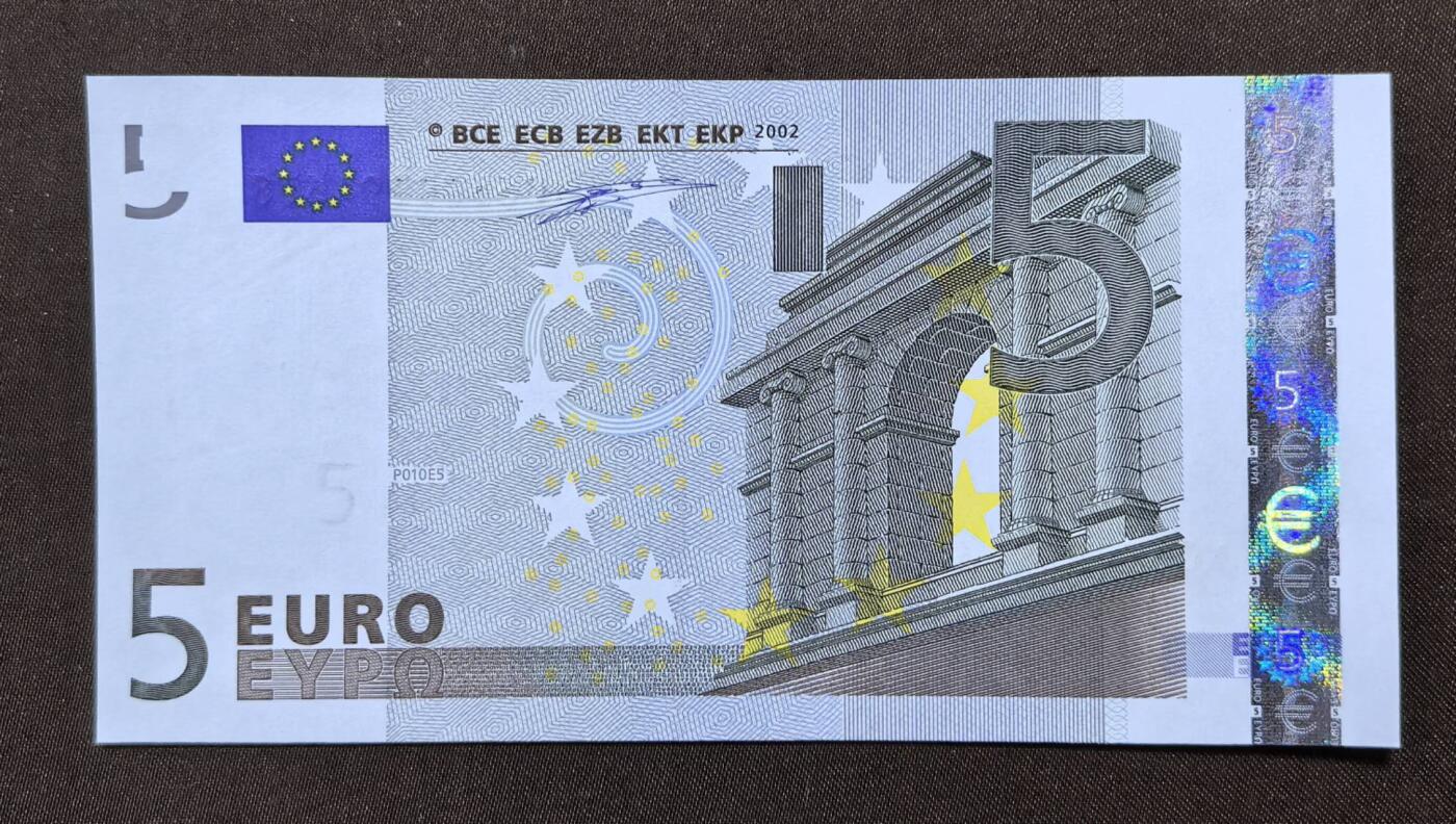 北京马甸外国币专卖第146期，外国纸币币专场，陆续上拍，欢迎关注 2002年德国首版一签5欧元纸币全新
