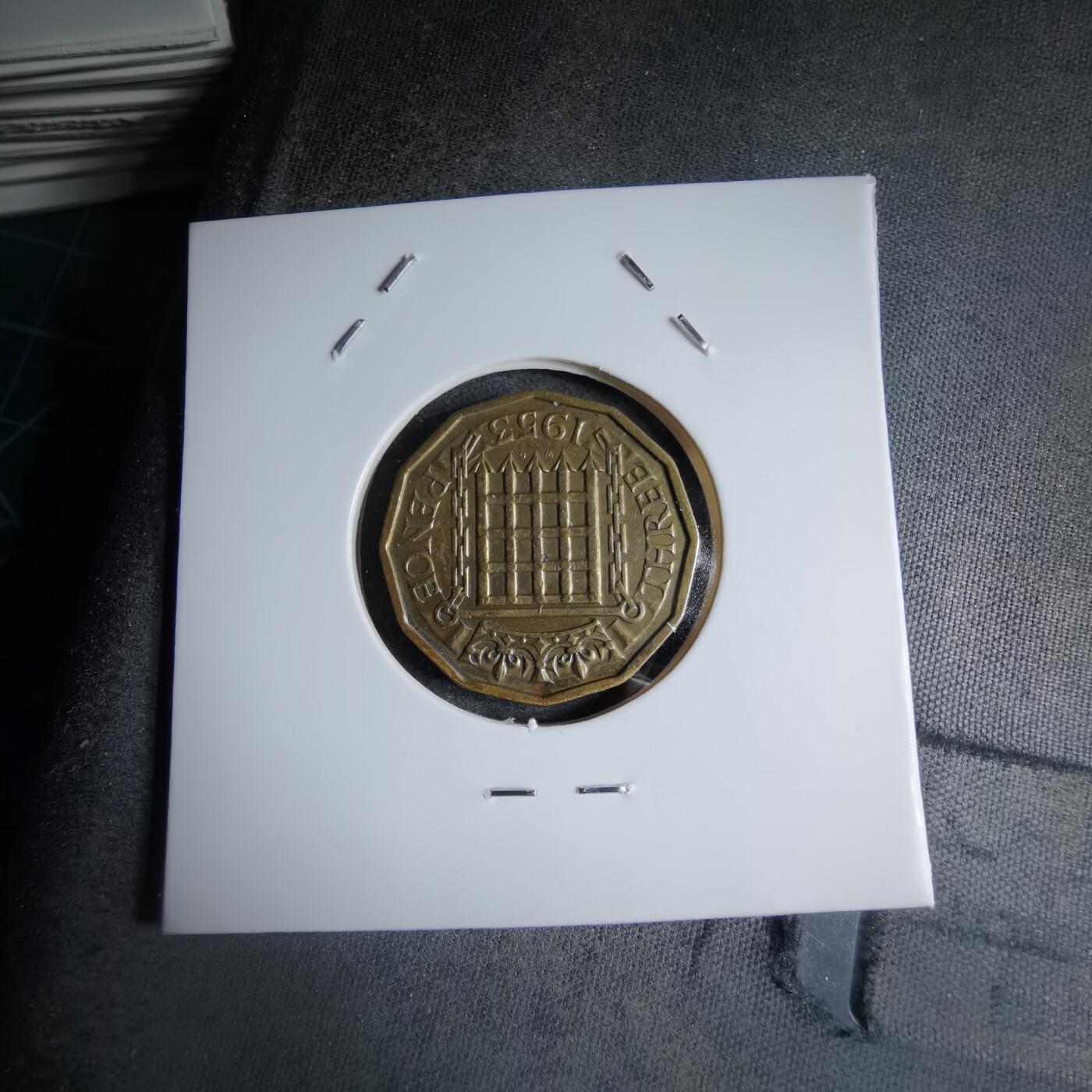 沼泽如烟--第890场 英国1953年3便士伊二首年