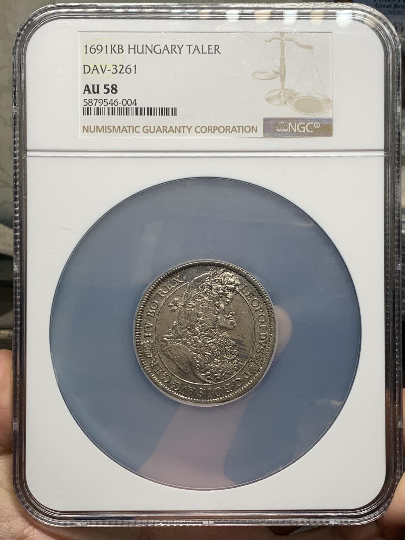 《竞宝斋》第435场 周日，周一2场连拍 （全场包邮） NGC AU58 神圣罗马帝国 1691 稀少匈牙利版 利奥博德一世大泰勒 超常规尺寸大盒封装 大波浪经典品种