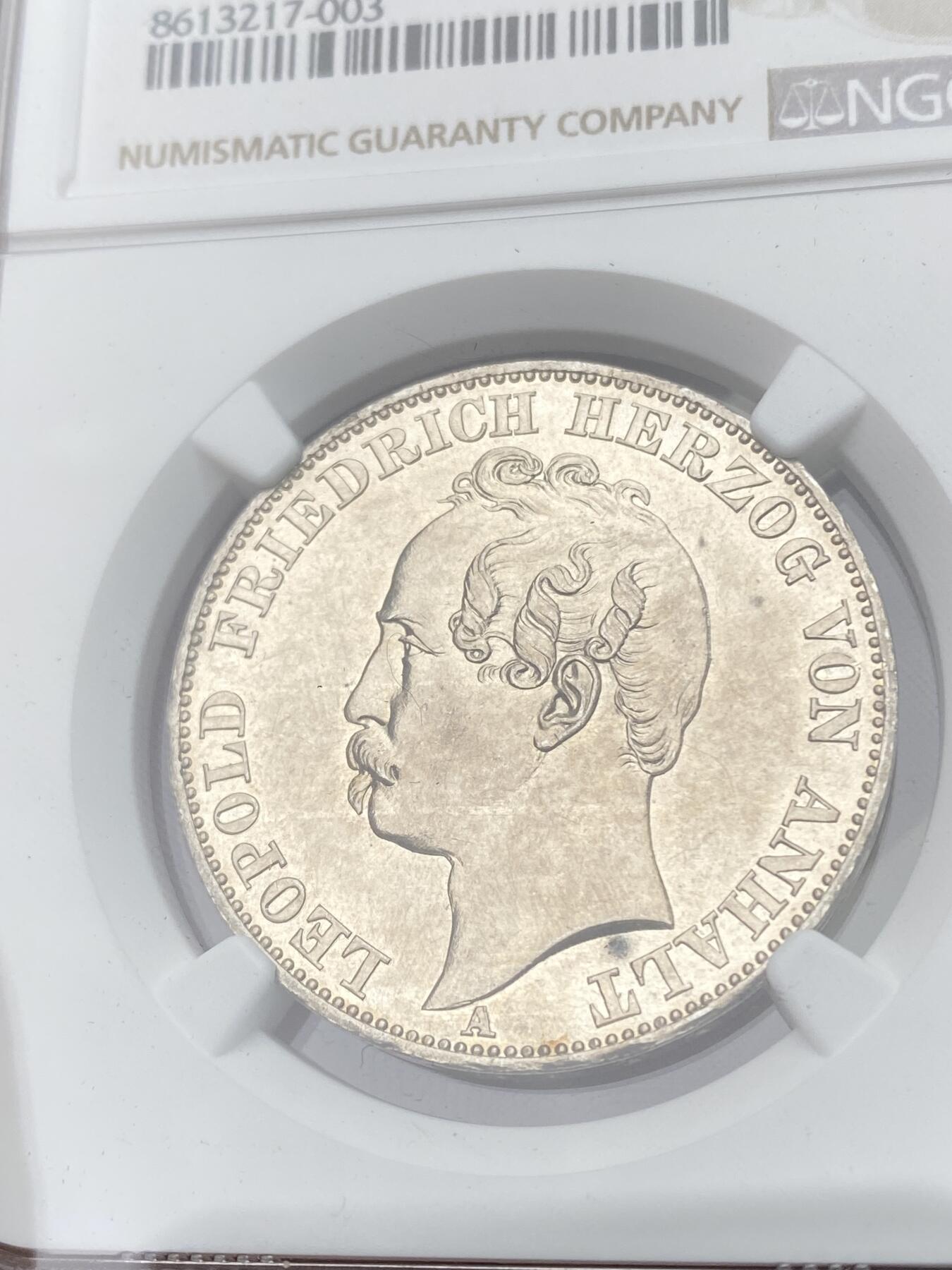 万国钱币拍卖第054期