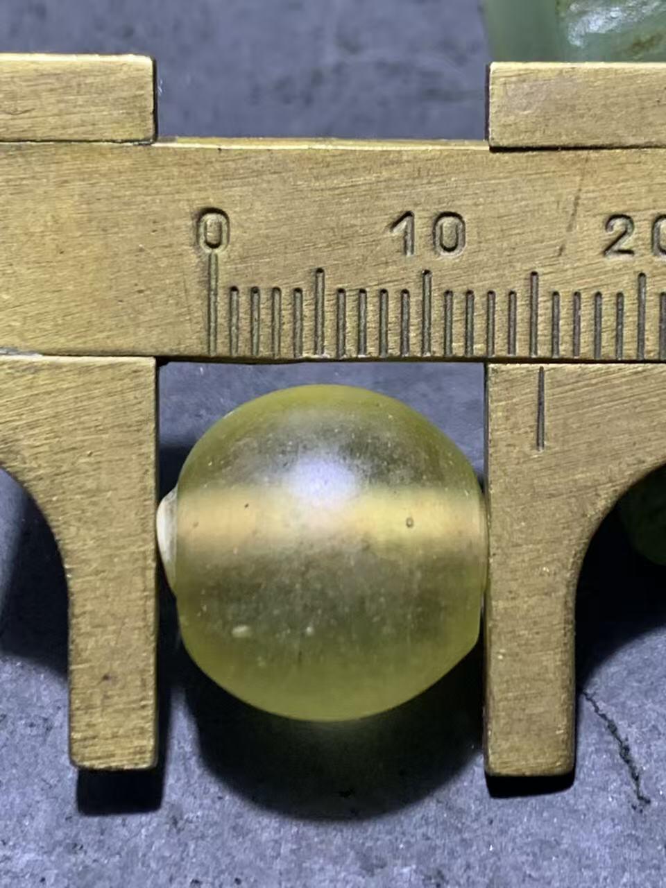 建国前后库存亚光仿黄水晶琉璃苹果珠一颗