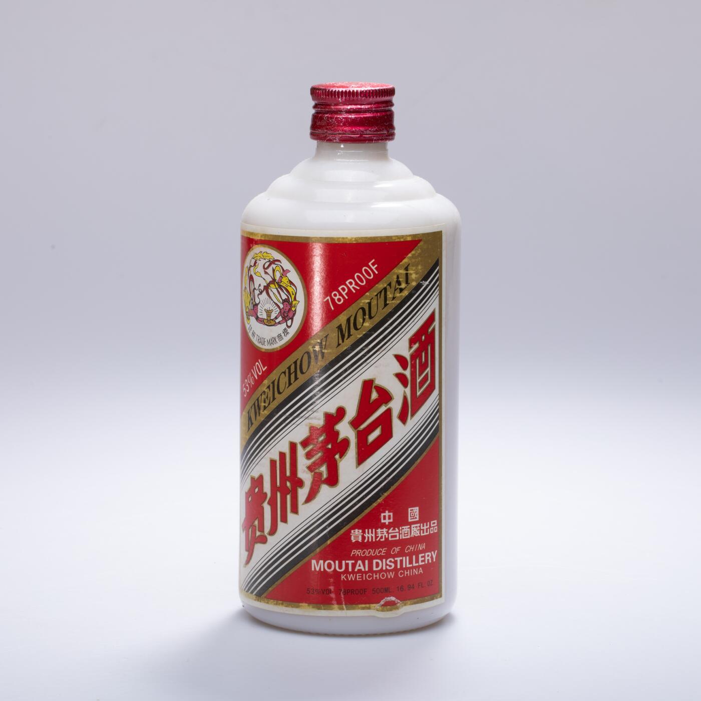 日本大阪雅和auction 2025金秋競賣會第一期 貴州茅台酒 鐵蓋 4點 尺寸:酒精度：53%
容量：500ml x4